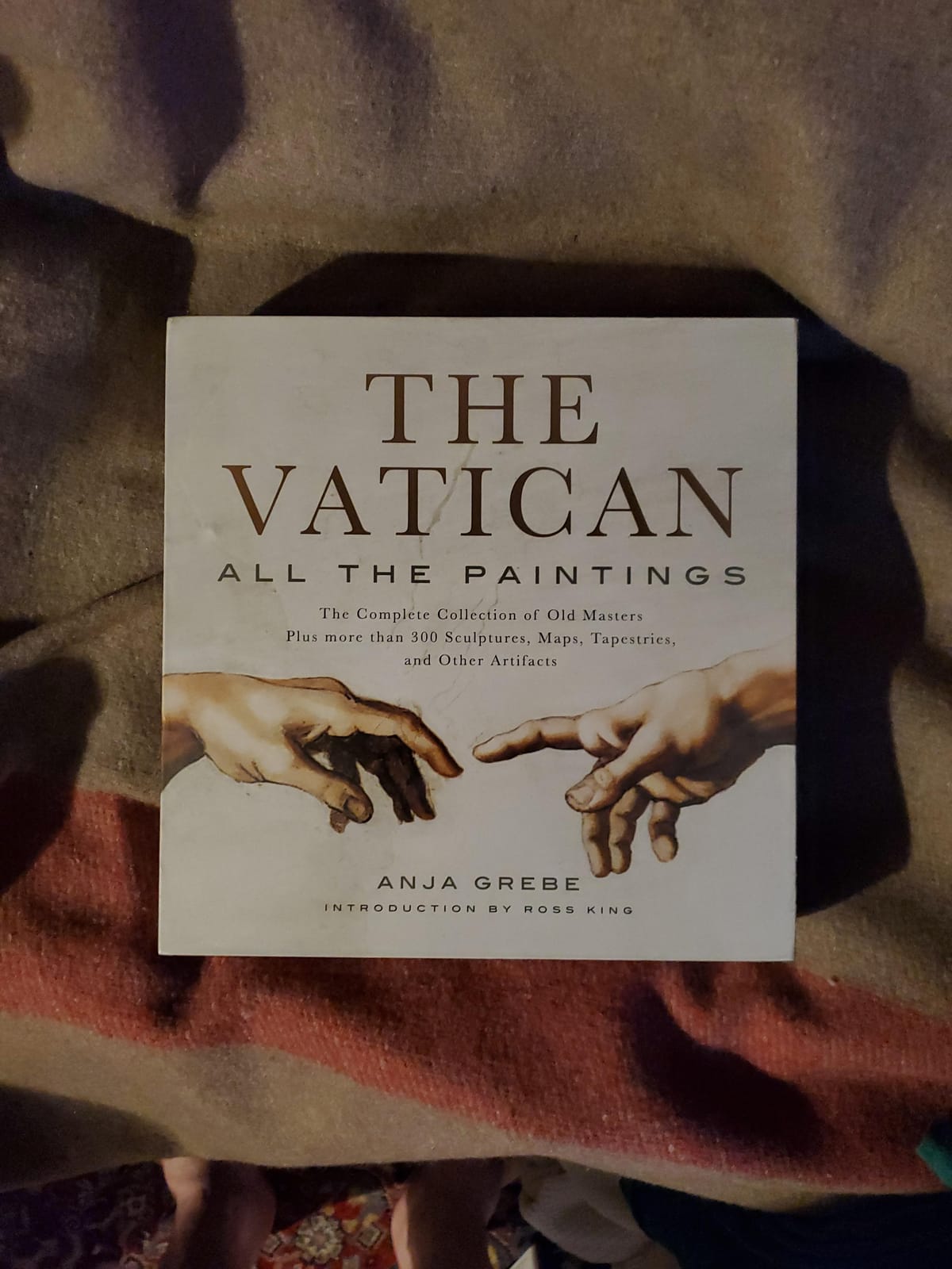 Vatican: All the Paintings: The Complete Collection of Old Masters, Plus More than 300 Sculptures, Maps, Tapestries, and other Artifacts customer photo 1