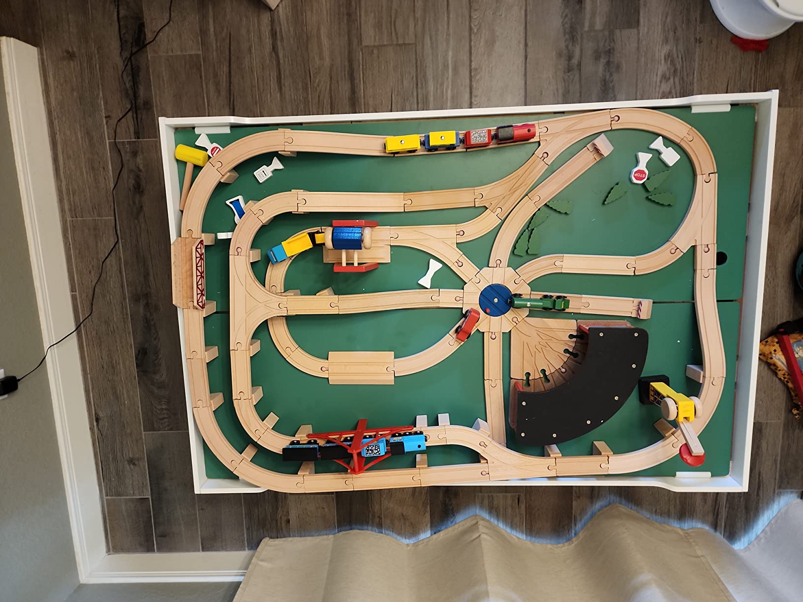 Melissa & Doug Deluxe Wooden Multi-Activity Play Table customer photo 1