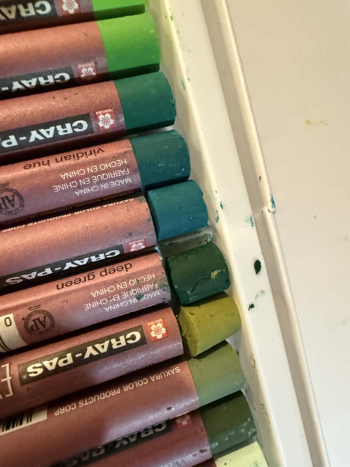 SAKURA Cray-Pas Expressionist Oil Pastel Set, 50 Sticks customer photo 1