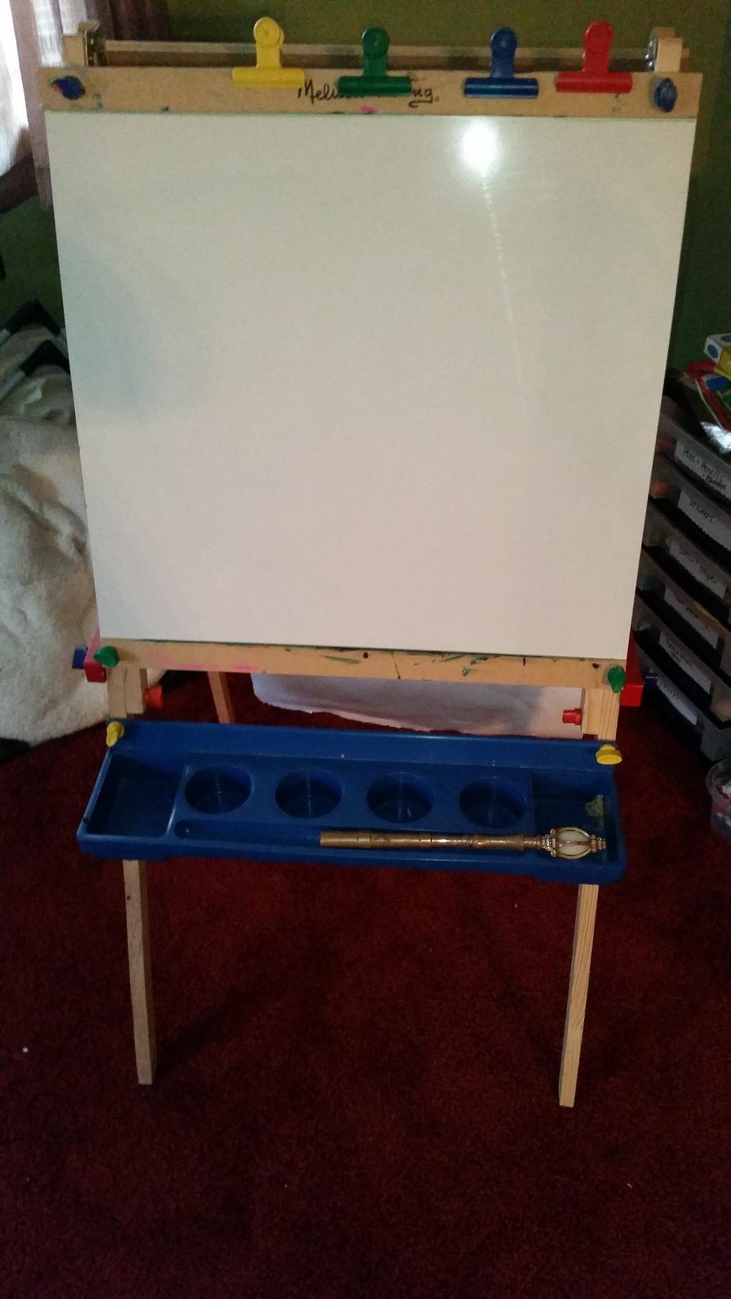 Melissa & Doug Deluxe Double-Sided Wooden Standing Art Easel customer photo 1