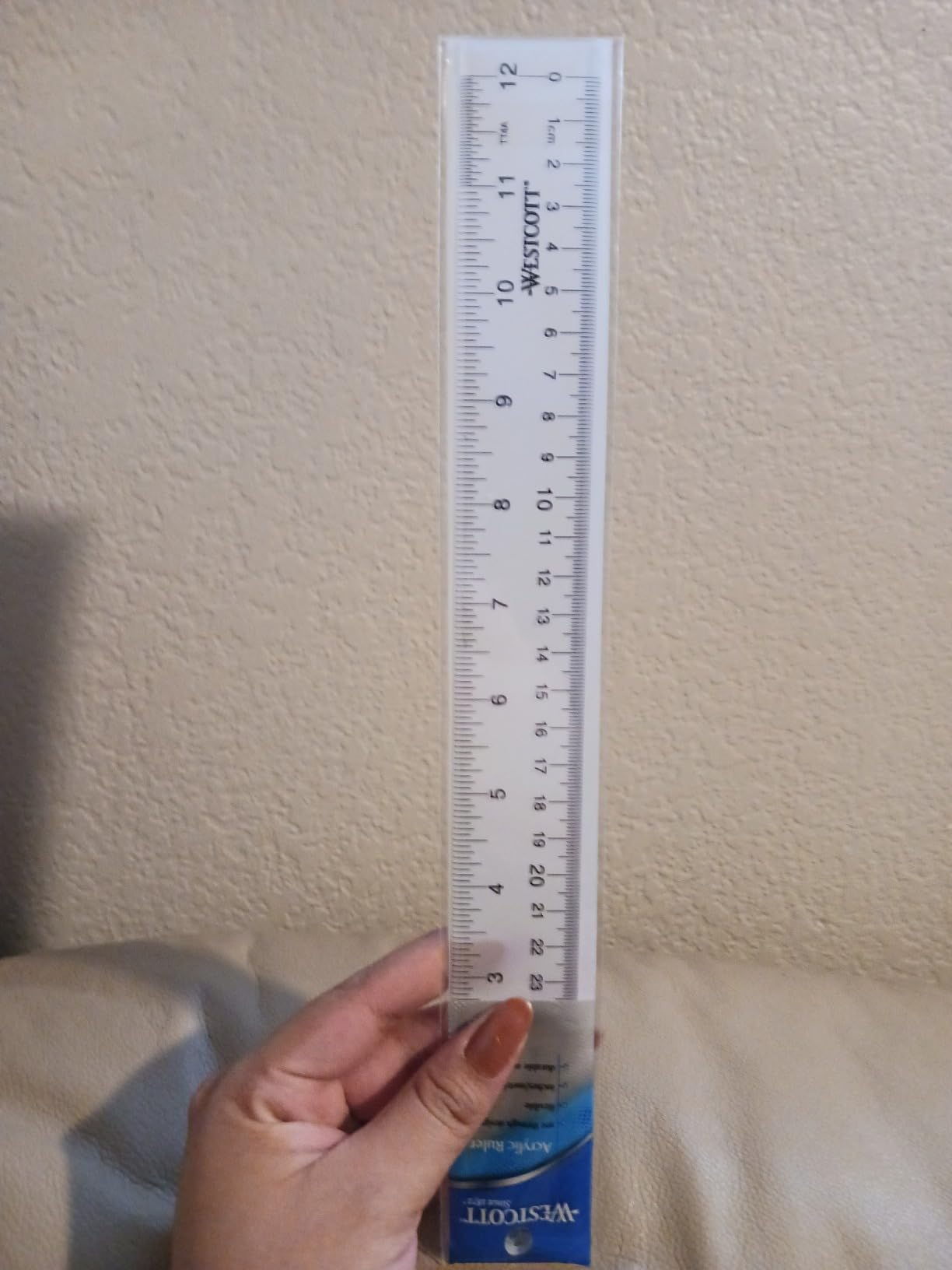 Westcott Acrylic Clear Ruler, Easy-to-Read Markings, Scratch-Resistant Design, Raised Beveled Edges, for Crafting, Office, Classroom, Back to School Supplies, 12-Inch customer photo 2
