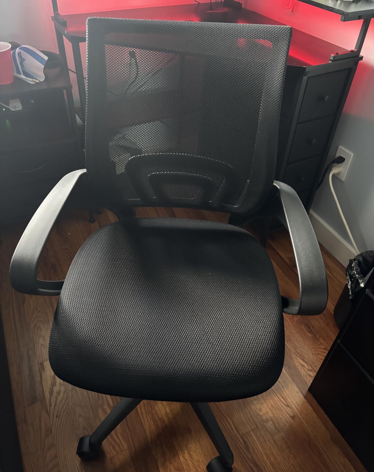 BestOffice Ergonomic Office Chair | Mid-Back Swivel Desk Chair | Black customer photo 2