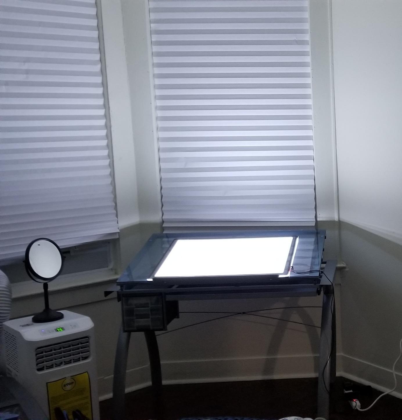 U.S. Art Supply Lightmaster 17