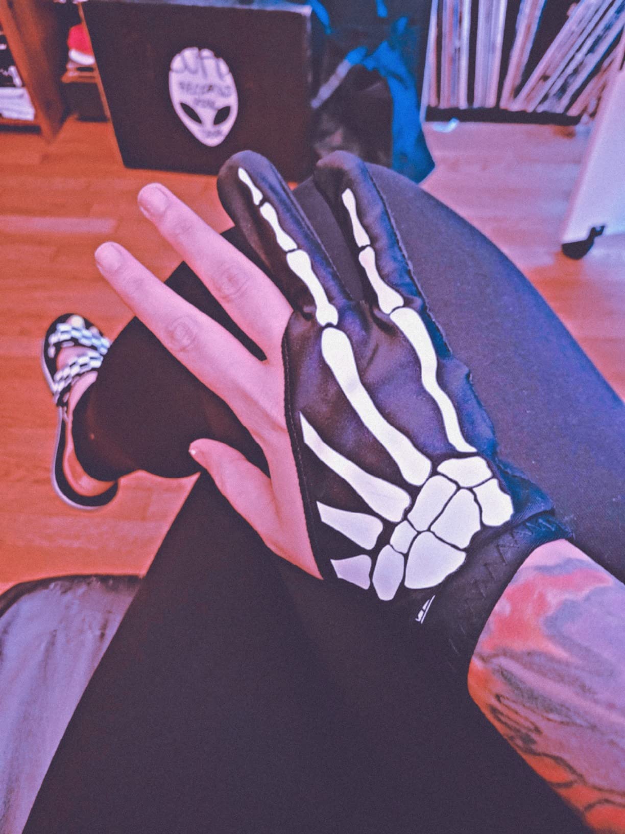 HUION Skeleton Artist Glove for Drawing Tablets, Left or Right Hand customer photo 2