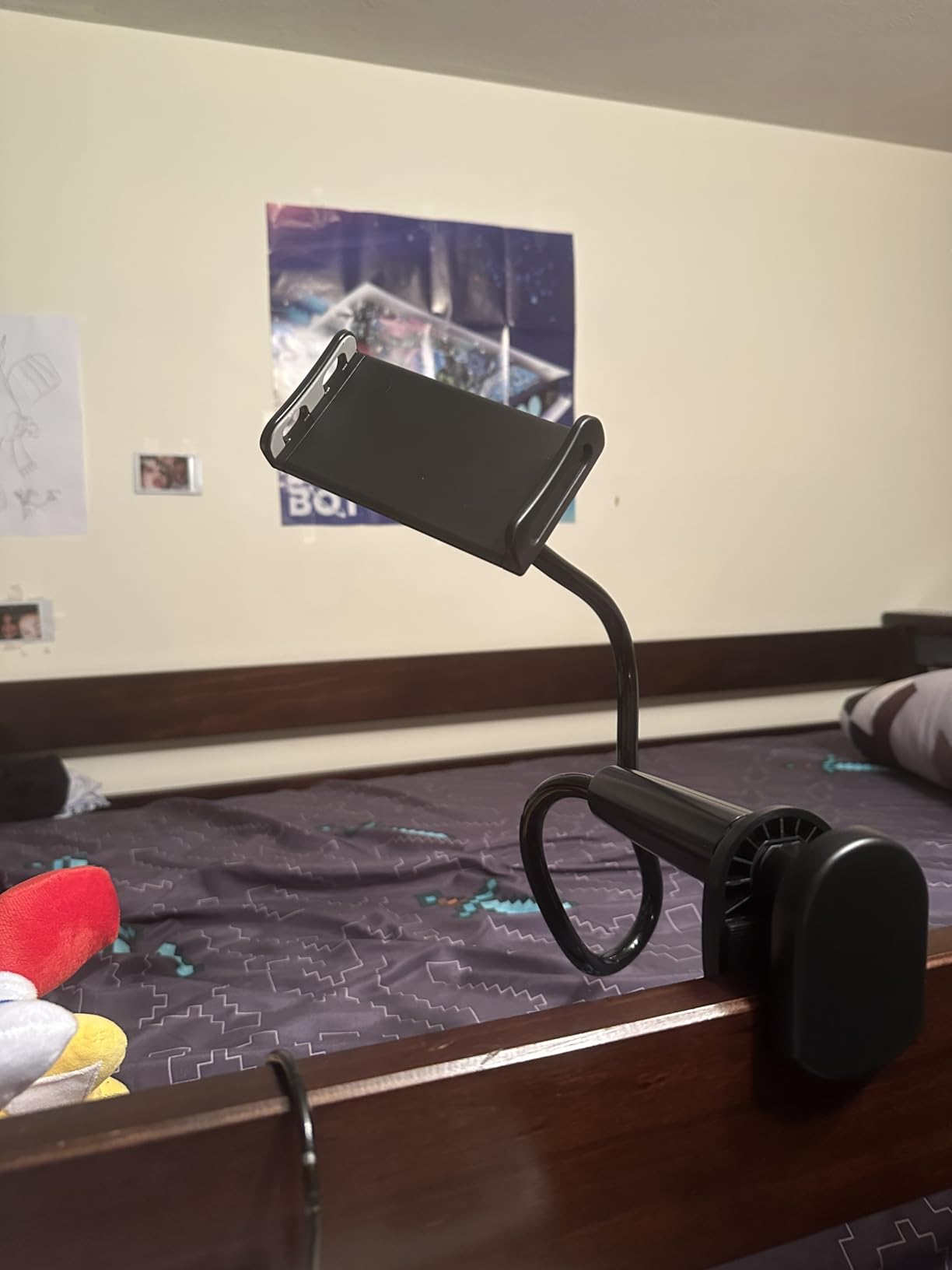 Tryone Gooseneck Kindle&Tablet Holder for Bed Hands-Free Reading on Bed Headboard for iPad, Kindle, and Switch, Flexible 30in Al-Mg Alloy Clamp Arm Stand for Tablets 4.7-10.5 in, Phone - Black - 30in customer photo 1