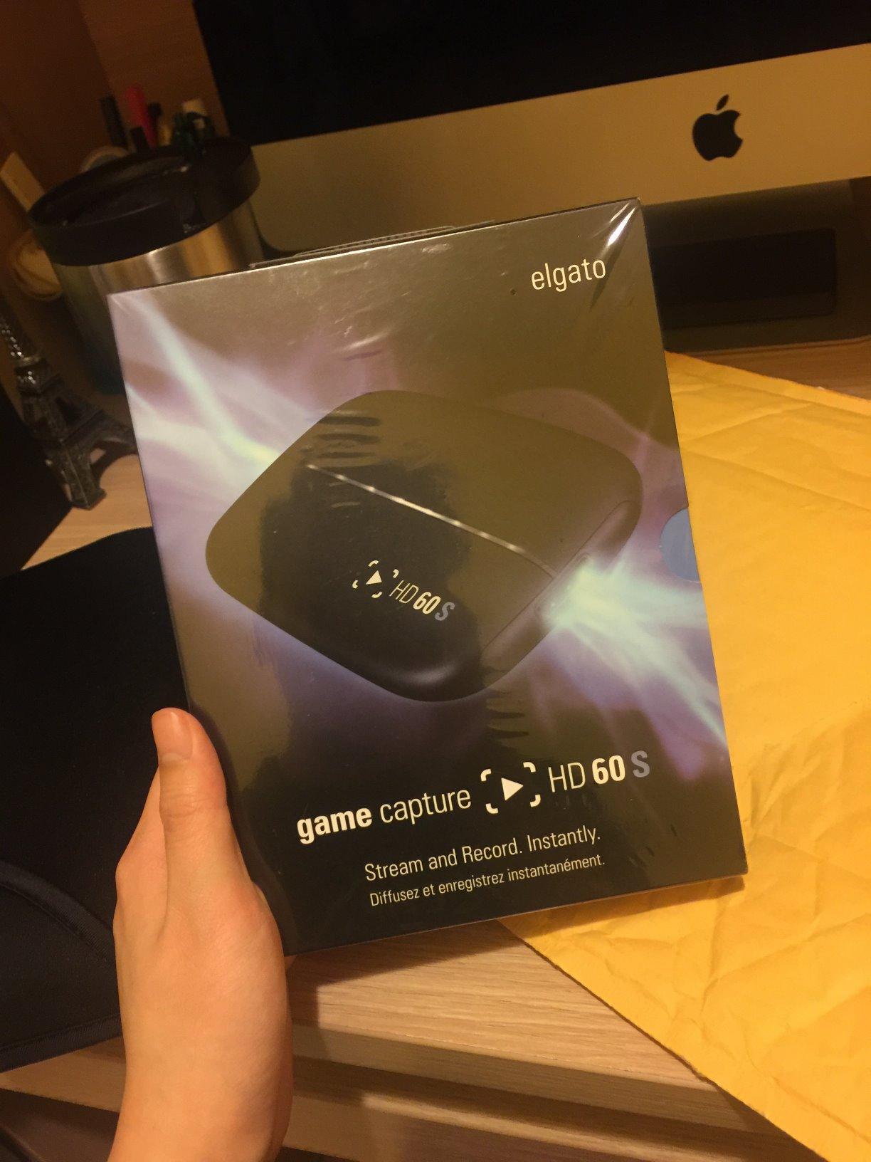Elgato HD60 S, External Capture Card, Stream and Record in 1080p60 with ultra-low latency on PS5, PS4/Pro, Xbox Series X/S, Xbox One X/S, in OBS, Twitch, YouTube, works with PC/Mac customer photo 1