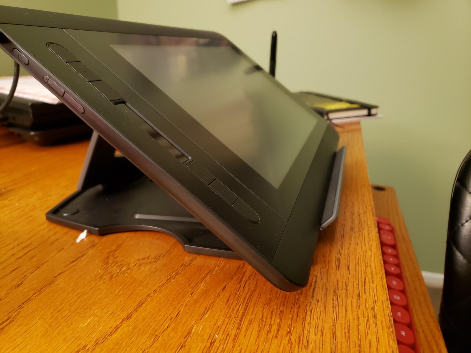 MAX SMART Universal Drawing Tablet Stand, Adjustable Compatible with Artisul, iPad Pro, Wacom, Cintiq, Huion, XP-Pen customer photo 2