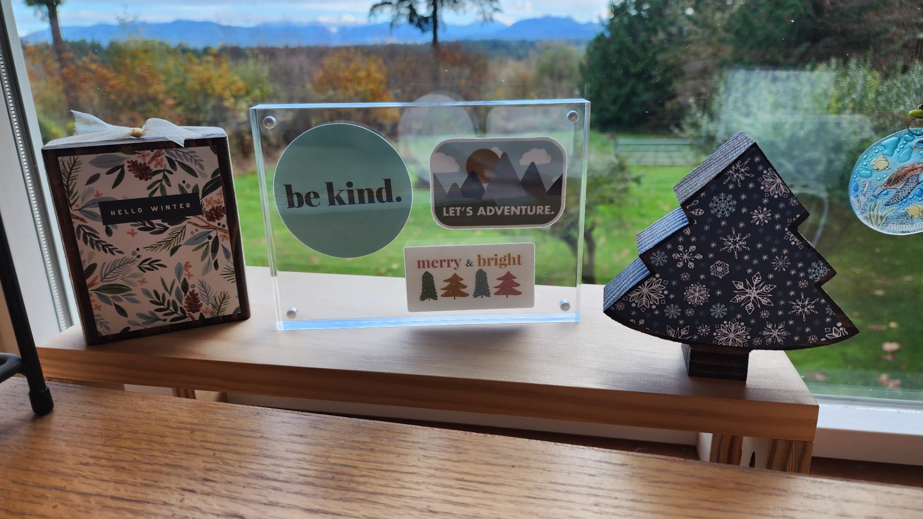 Boxalls 5x7 Inches Acrylic Picture Frame, Double Sided Clear Frameless Photo Frames with Magnetic Desktop Transparent customer photo 2