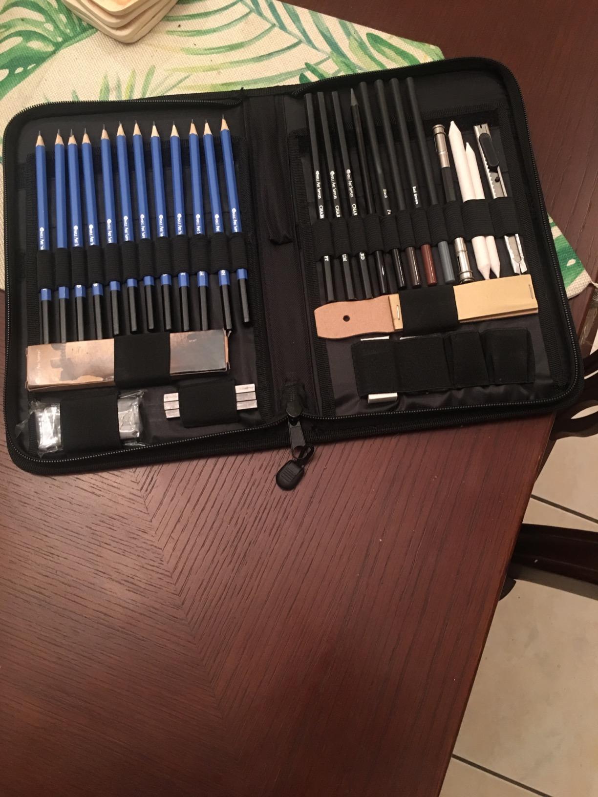 Castle Art Supplies 40 PieceDrawing, Sketching and Charcoal Set for Artists customer photo 2