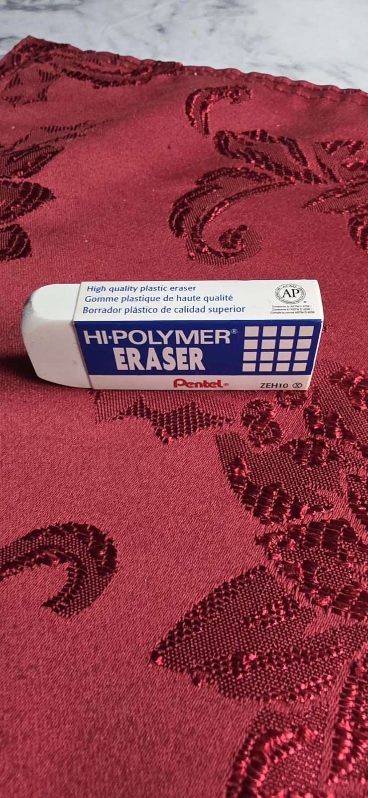 Pentel Hi-Polymer Block Eraser, Large, White, Pack of 10 Erasers customer photo 2