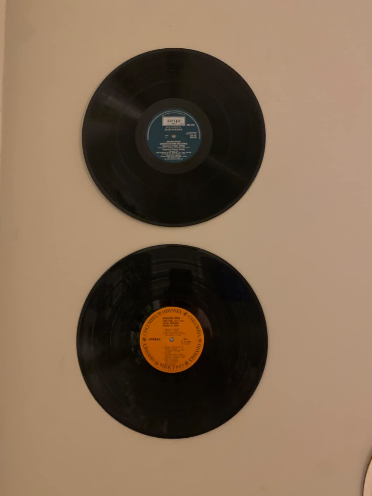 VinylShopUS - Lot of 12