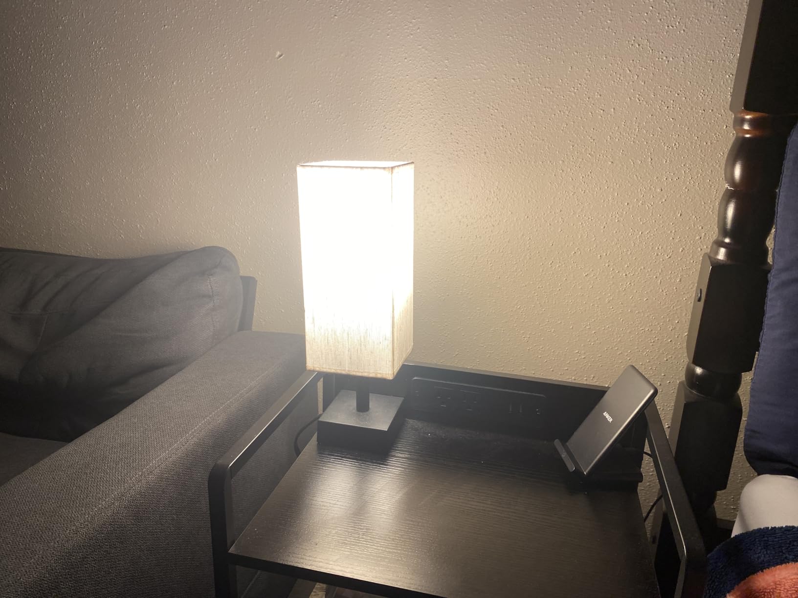 aooshine Small Bedside Table Lamp for Bedroom - Square Cream Fabric Shade customer photo 2