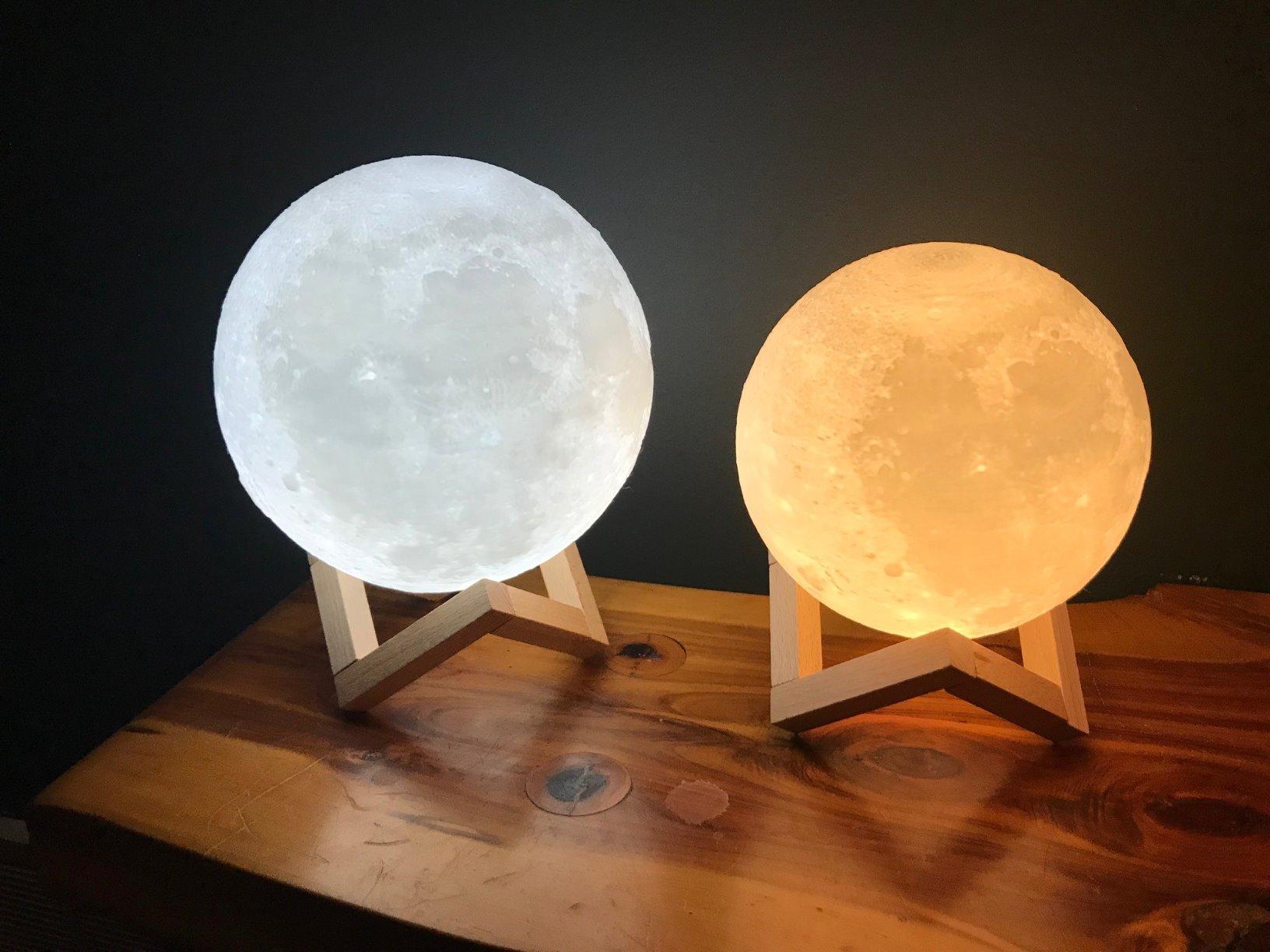 Mydethun Moon Lamp 3D Night Light - Gifts for Mom, Women & Kids, 5.9' Table Decor w/Wooden Base, Proposal Decororation w/Touch-Dimmable & USB Rechargeable, Dual-Color White/Warm Yellow customer photo 1