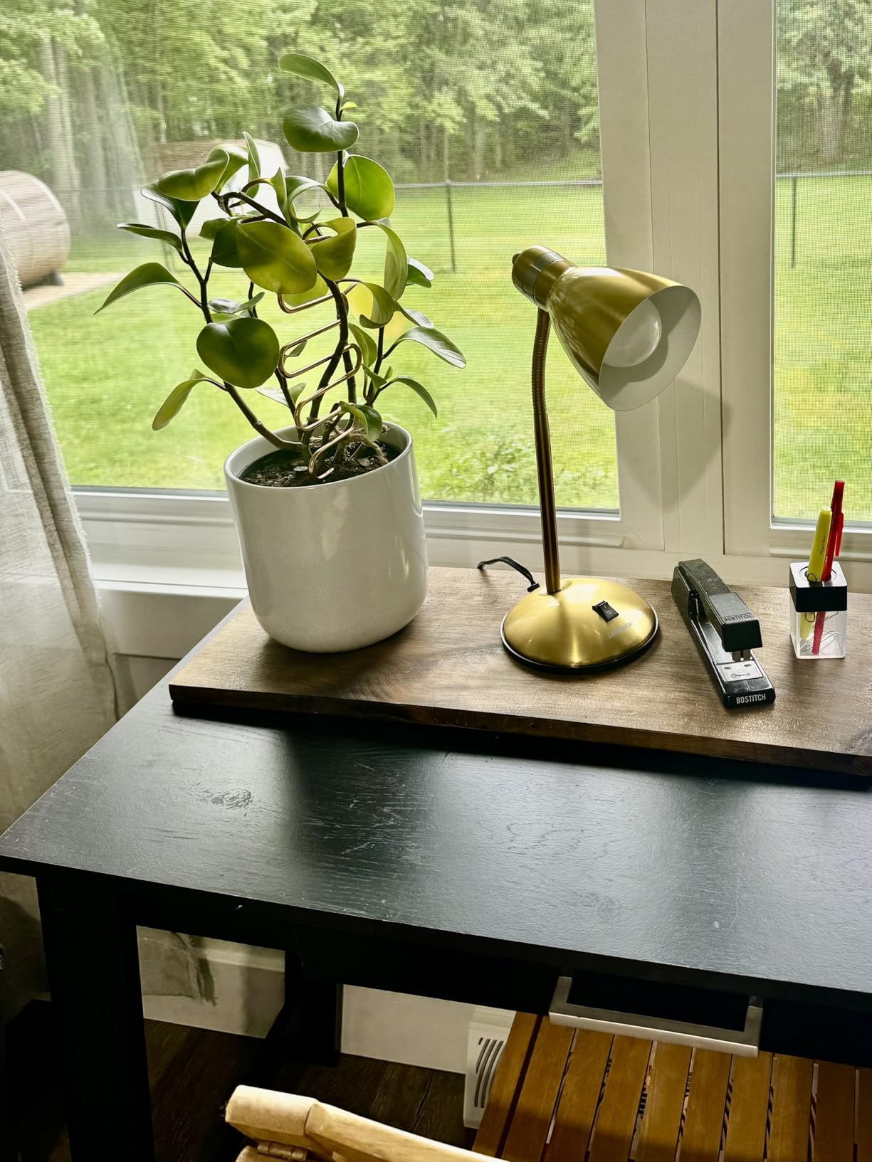 LEPOWER Metal Desk Lamp, Adjustable GooseNeck Reading Light for Bedroom customer photo 1