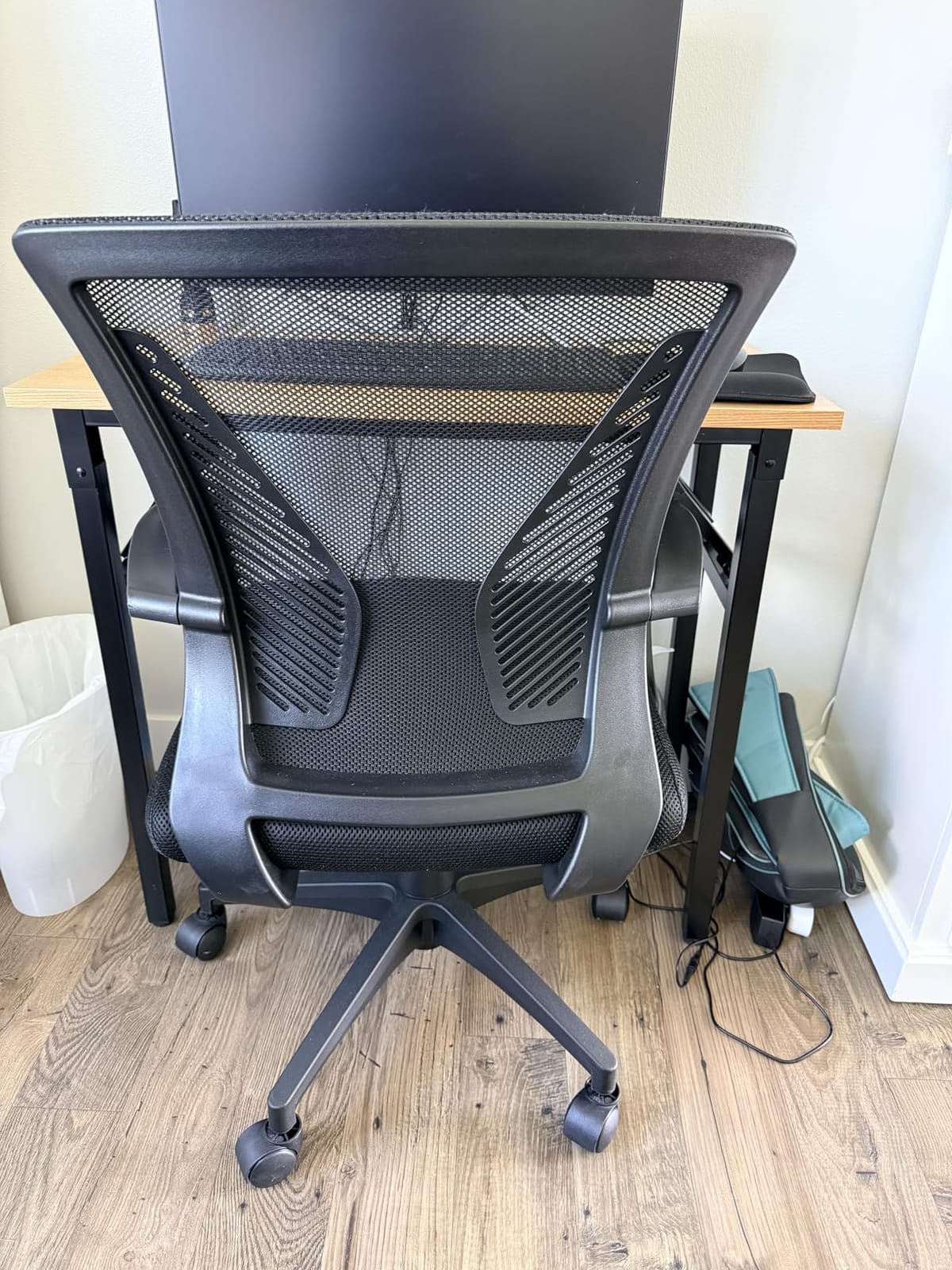 Furmax Office Chair,Ergonomic Computer Desk Mesh Chair,Lumbar Support,Black customer photo 1