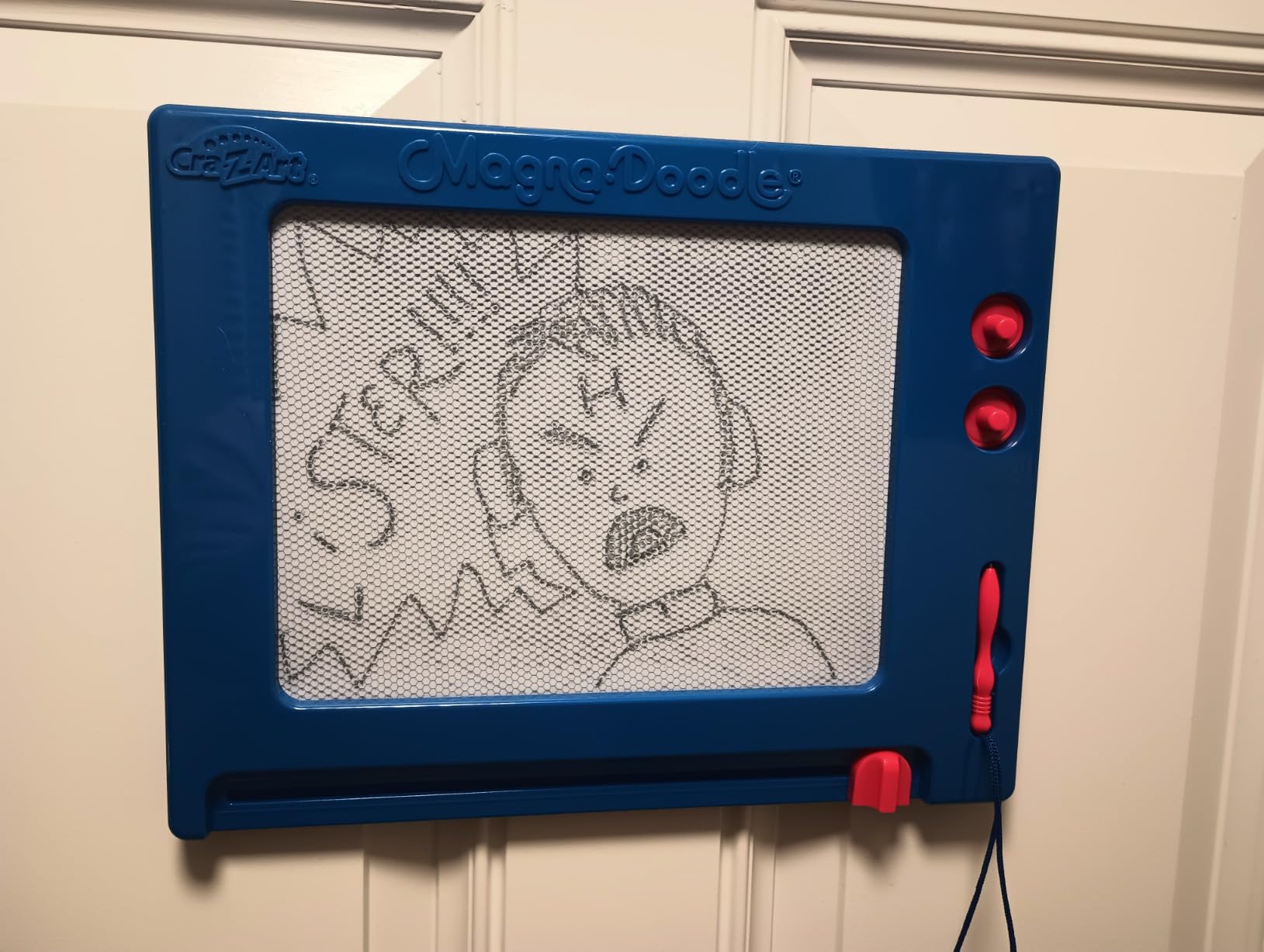 Cra-Z-Art Retro Magna Doodle Magnetic Drawing Board customer photo 2