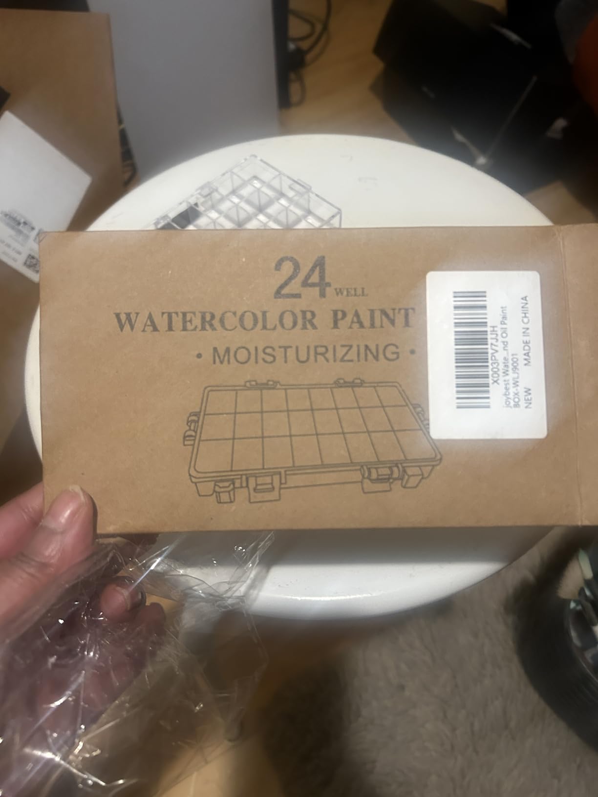 joybest Watercolor Palette Box 24-Well Paint Palette Box Airtight Leak Proof Travel Palette Case for Watercolors Half Pans, Acrylic, Gouache and Oil Paint customer photo 1