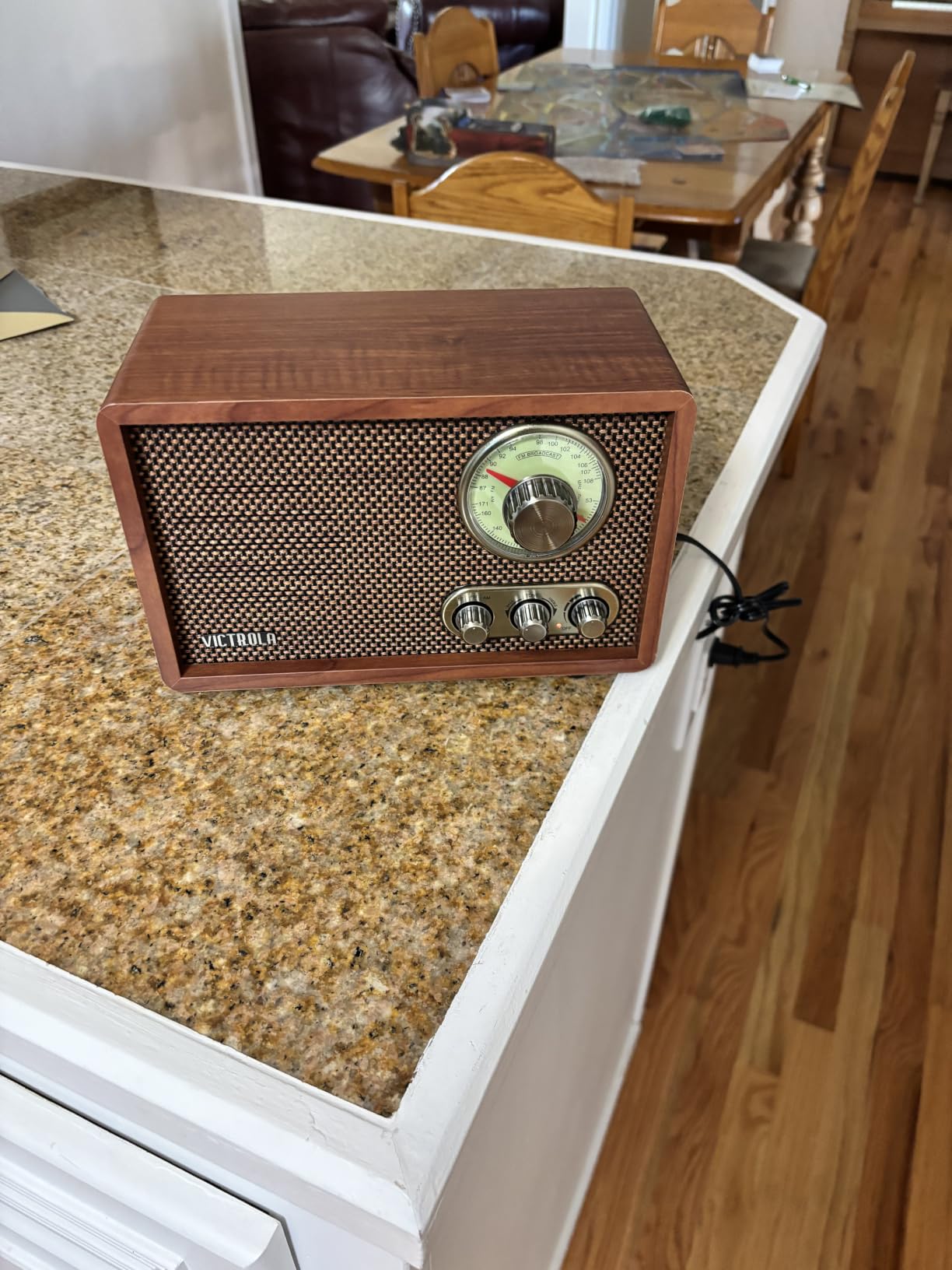 Victrola Willow - Retro Wood Bluetooth Radio, AM/FM - Espresso customer photo 1