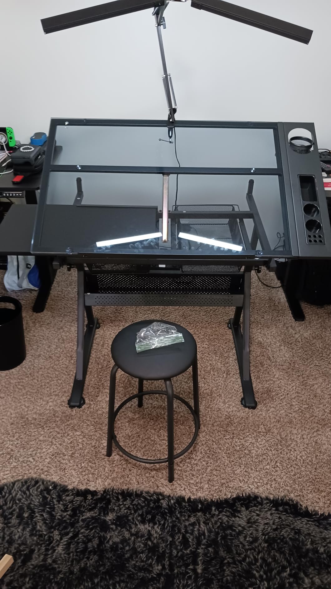 Yaheetech Adjustable Drafting Table & Stool, Tilting Glass Art Desk, Black customer photo 2