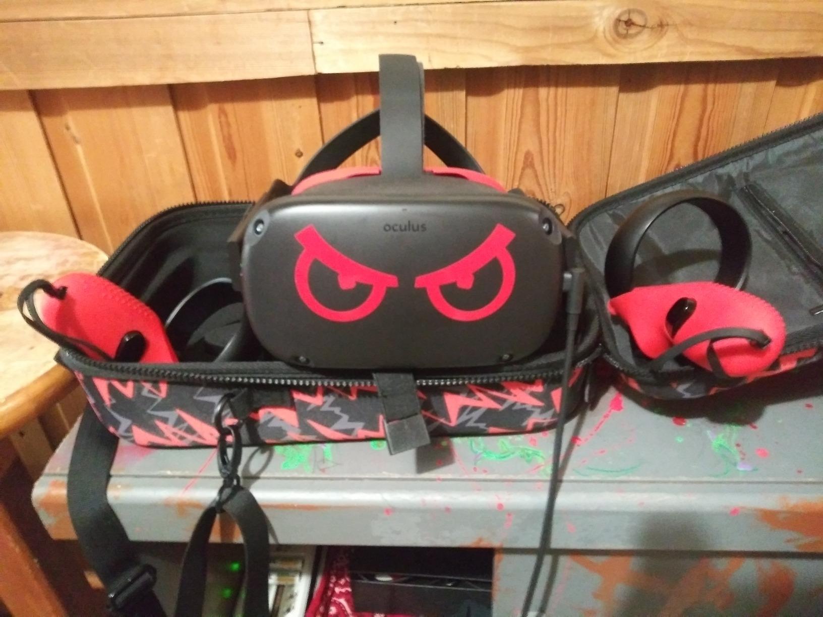Oculus Quest All-in-one VR Gaming Headset – 64GB customer photo 1