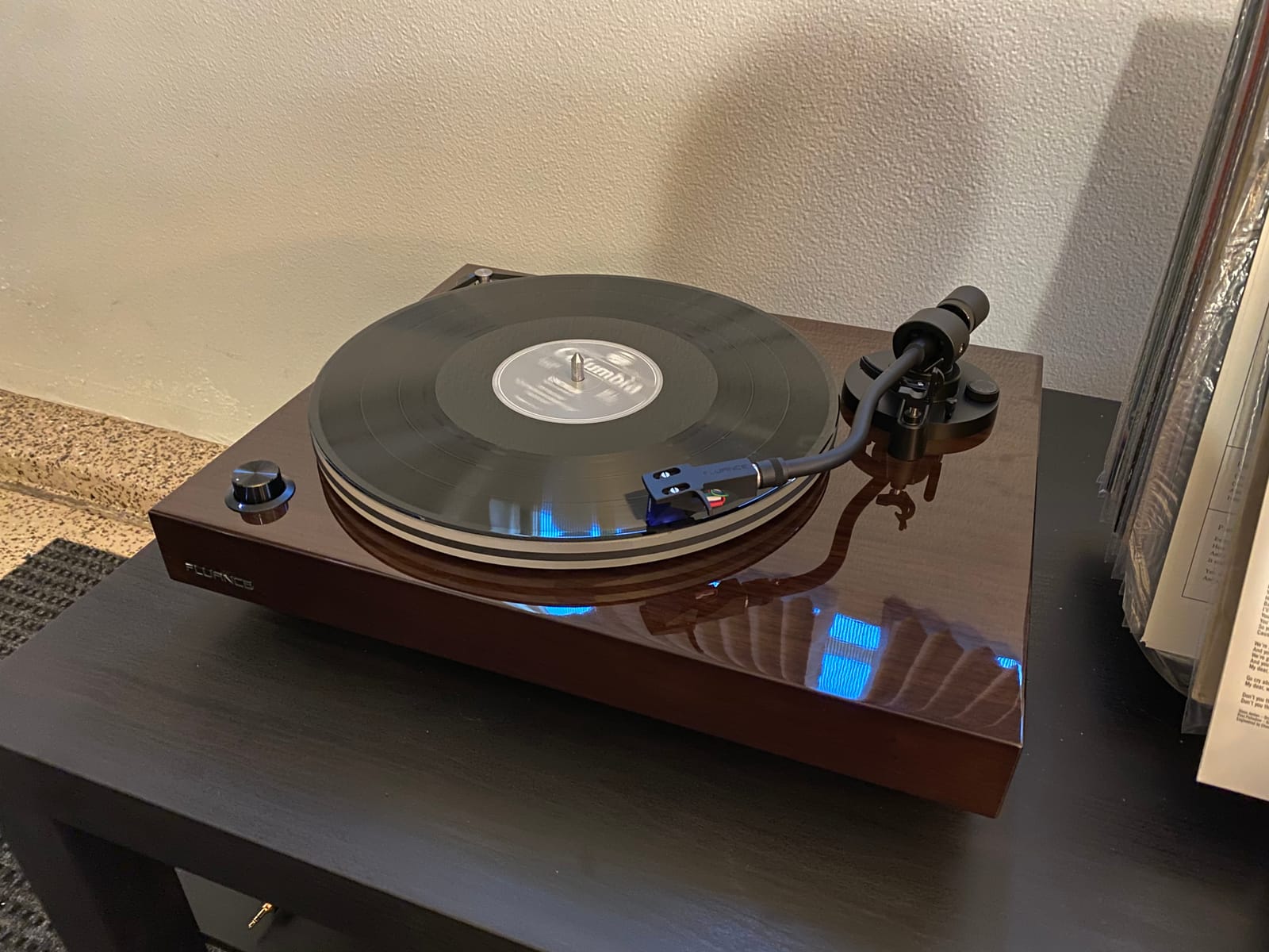 Fluance RT85 Turntable with Ortofon Cartridge, Acrylic Platter, Speed Control, and Vibration Isolation - High Fidelity Vinyl Record Player customer photo 2