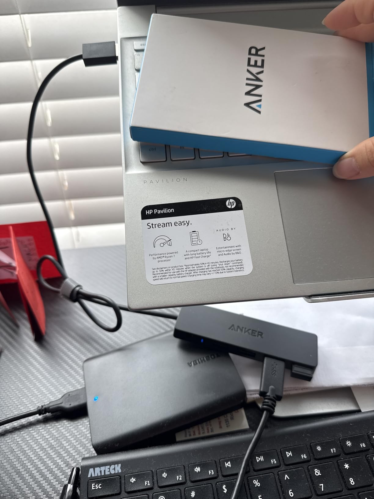 Anker USB Hub, 4-in-1 USB Splitter, 4 USB-A Ports with 5Gbps Data Transfer customer photo 1