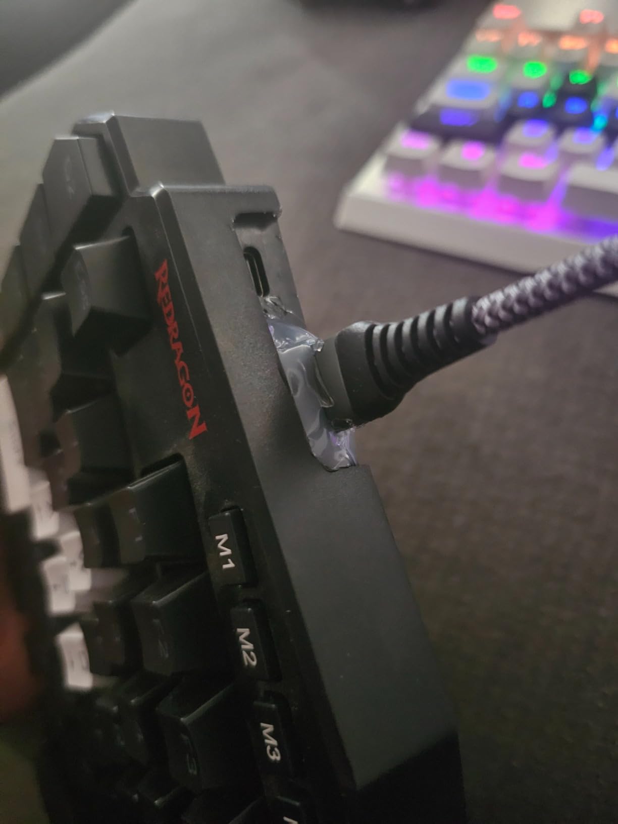 Redragon K585 Wired One-Handed RGB Gaming Keypad, Tactical 42-Key Layout customer photo 1