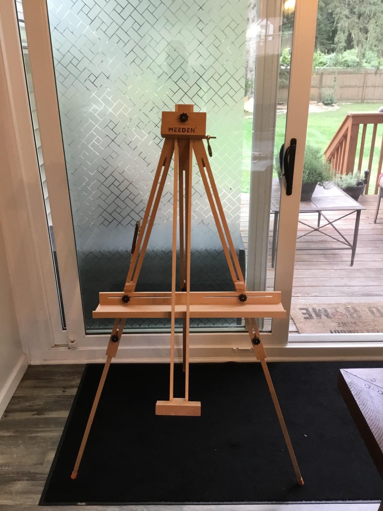 MEEDEN Portable Tripod Easel for Painting: Solid Beech Wood Art Easel customer photo 1