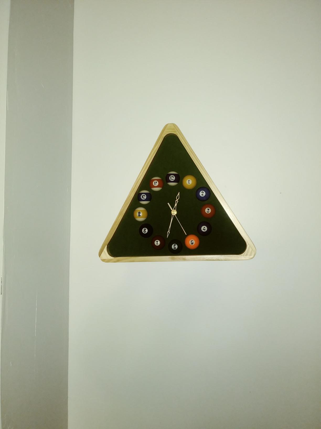 Yuanhe Billiards Pool Ball Clock - 14Inch Triangle Pool Table Cool Wall Clock with Solid Wood Frame,Great for Billiards Room,Pool Room,Game Room,Bar customer photo 2