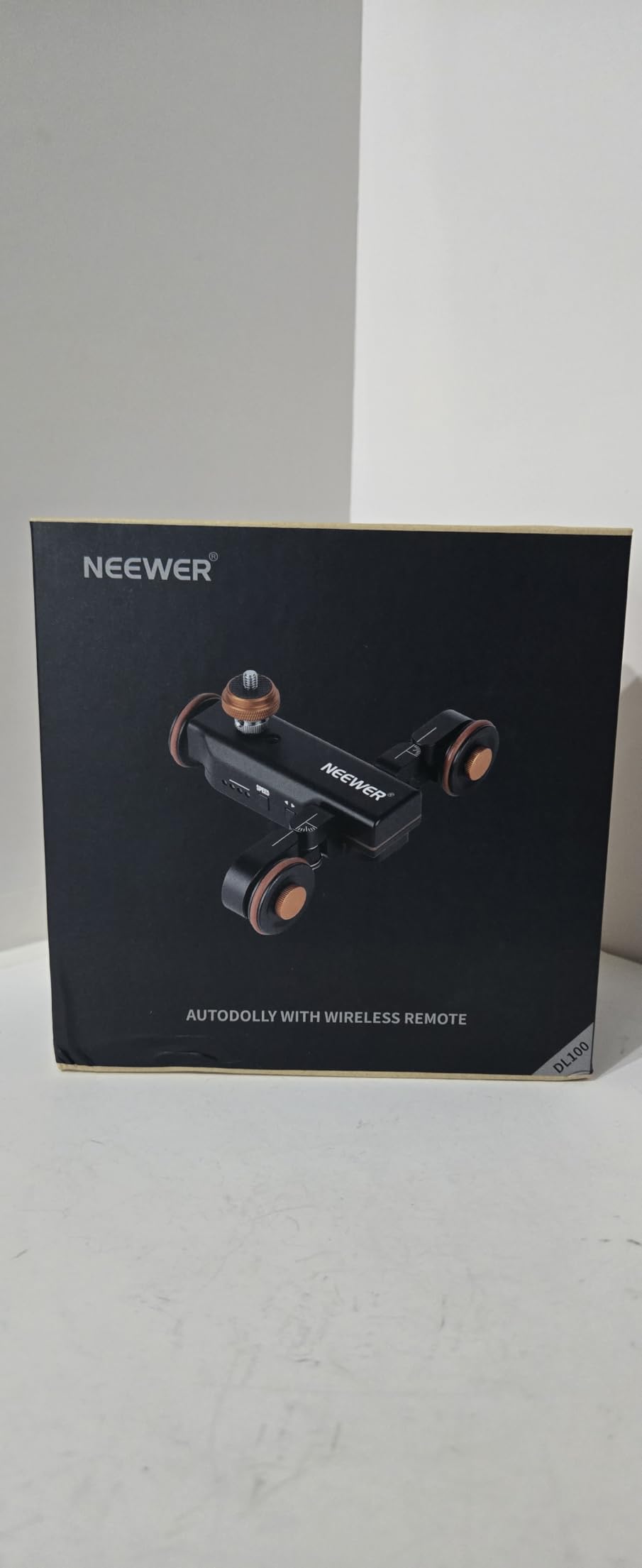 NEEWER 3 Wheels Wireless Video Camera Dolly, 3 Speed Motorized Slider customer photo 2