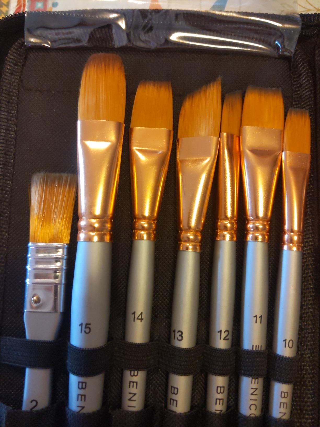 Acrylic Paint Brush Set of 16, Artist Paint Brushes for Acrylic Painting customer photo 2