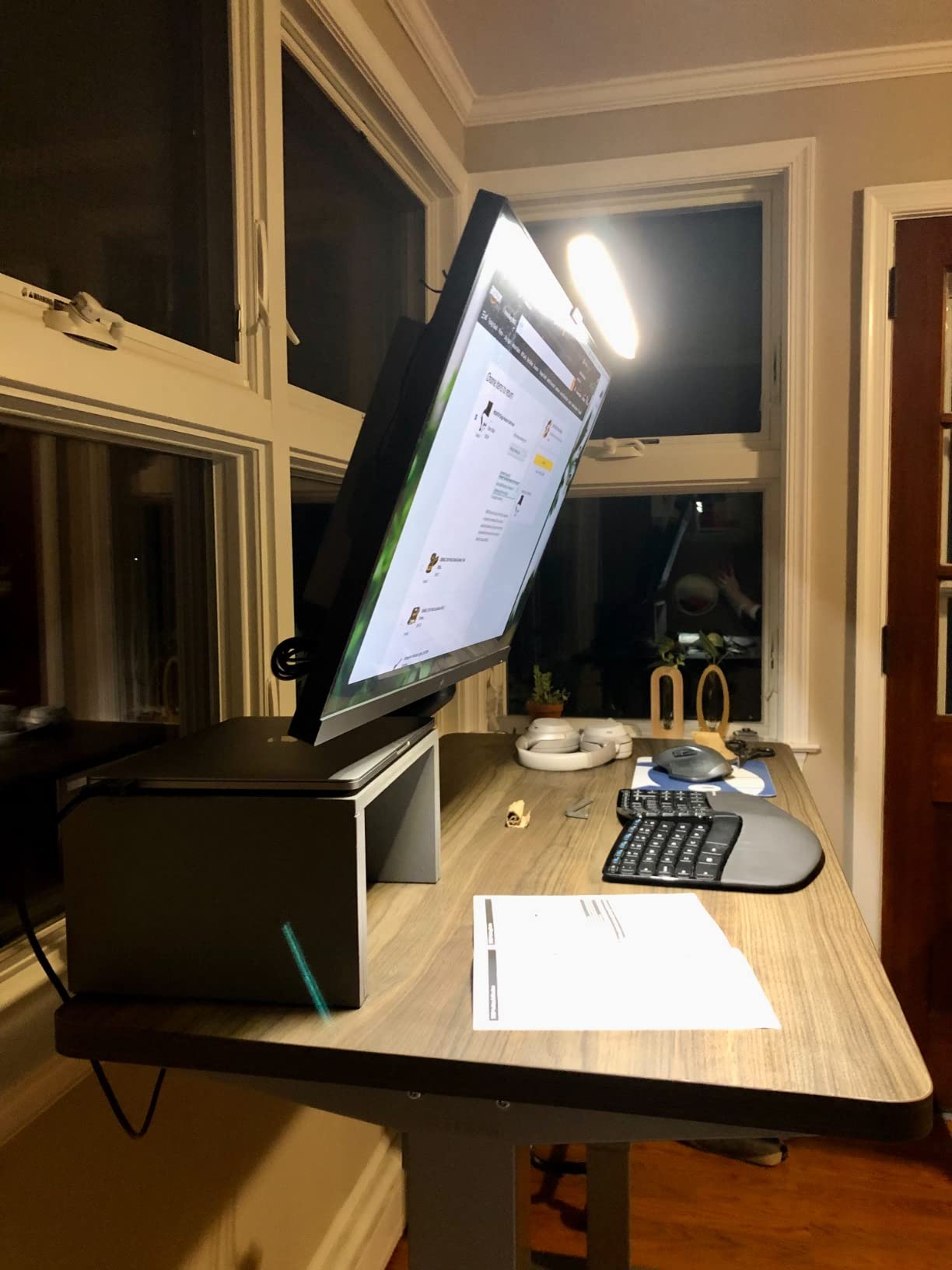 MOUNTUP Single Monitor Desk Mount Holds Screen up to 32 inch, Height Adjustable Monitor Arm, Full Motion Computer Monitors Stand with Clamp/Grommet Base, VESA Mounts Fit 4.4-19.8lbs Computer, Black customer photo 1