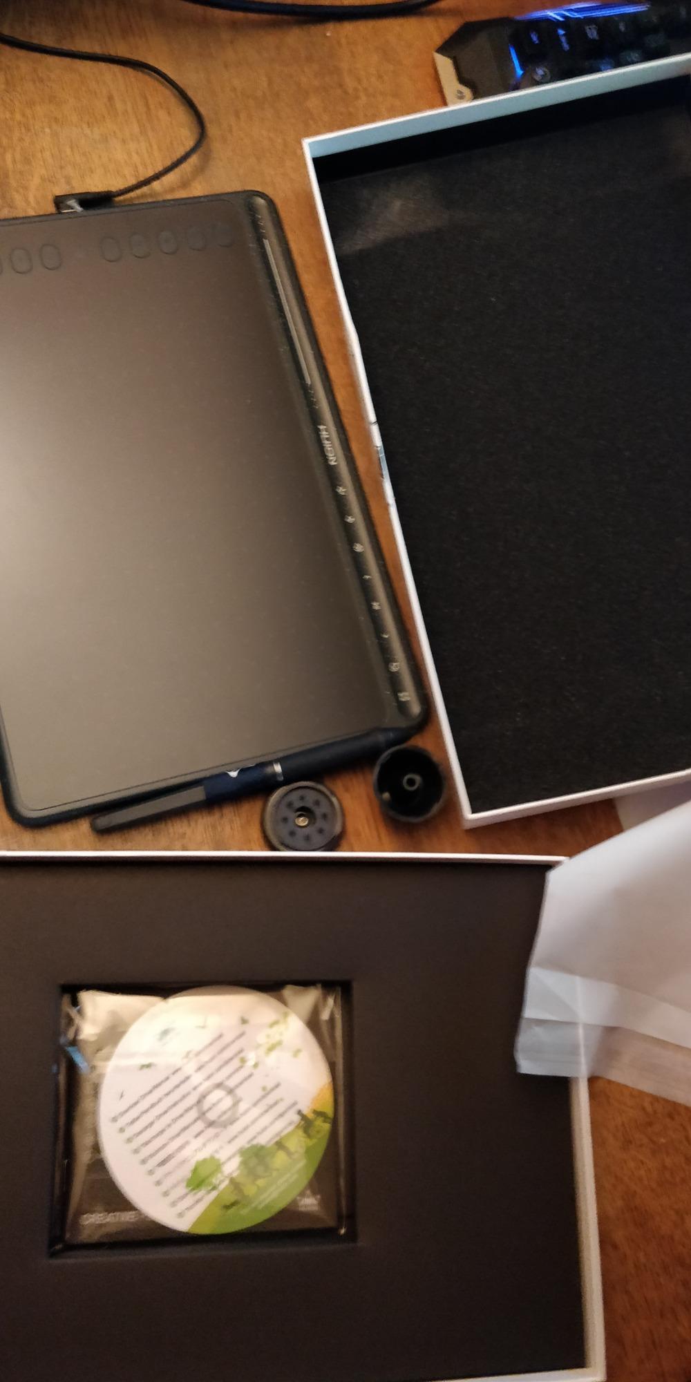 HUION HS611 10x6 inch Drawing Tablet 8192 Pen Pressure customer photo 1