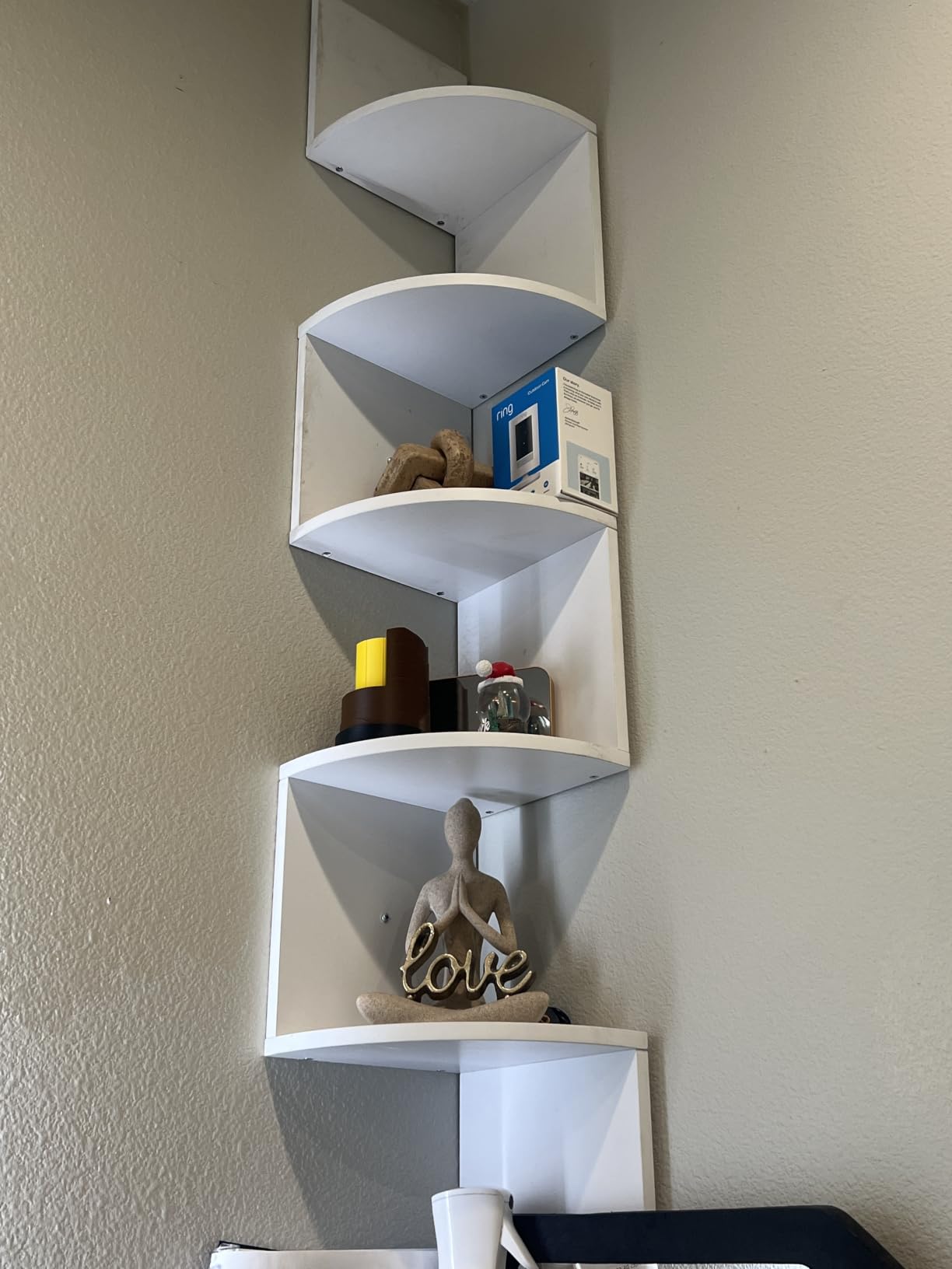 VASAGLE Corner Shelf Wall Mount, 5-Tier Floating Corner Bookshelf customer photo 2