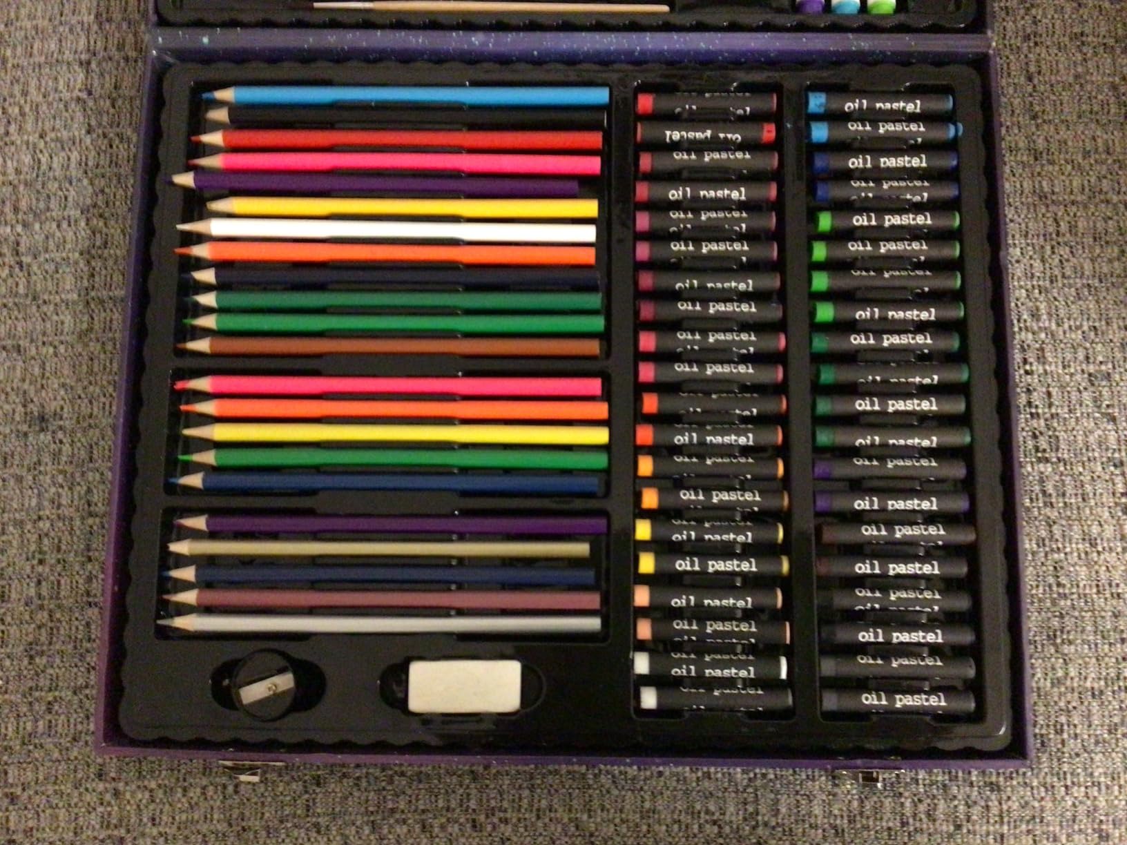 Darnassus 132-Piece Art Set, Deluxe Professional Color Set, Art Kit for Kids and Adult, With Compact Portable Case customer photo 1