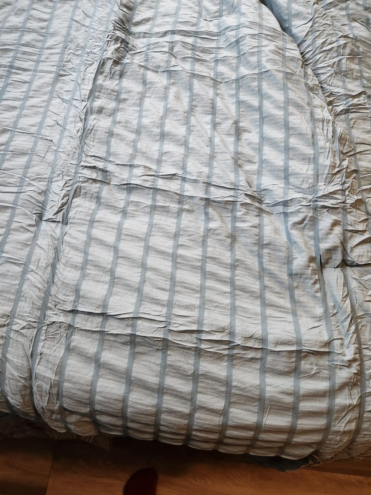 CozyLux Queen Comforter Set, 7 Pieces White Seersucker Bed in a Bag customer photo 2