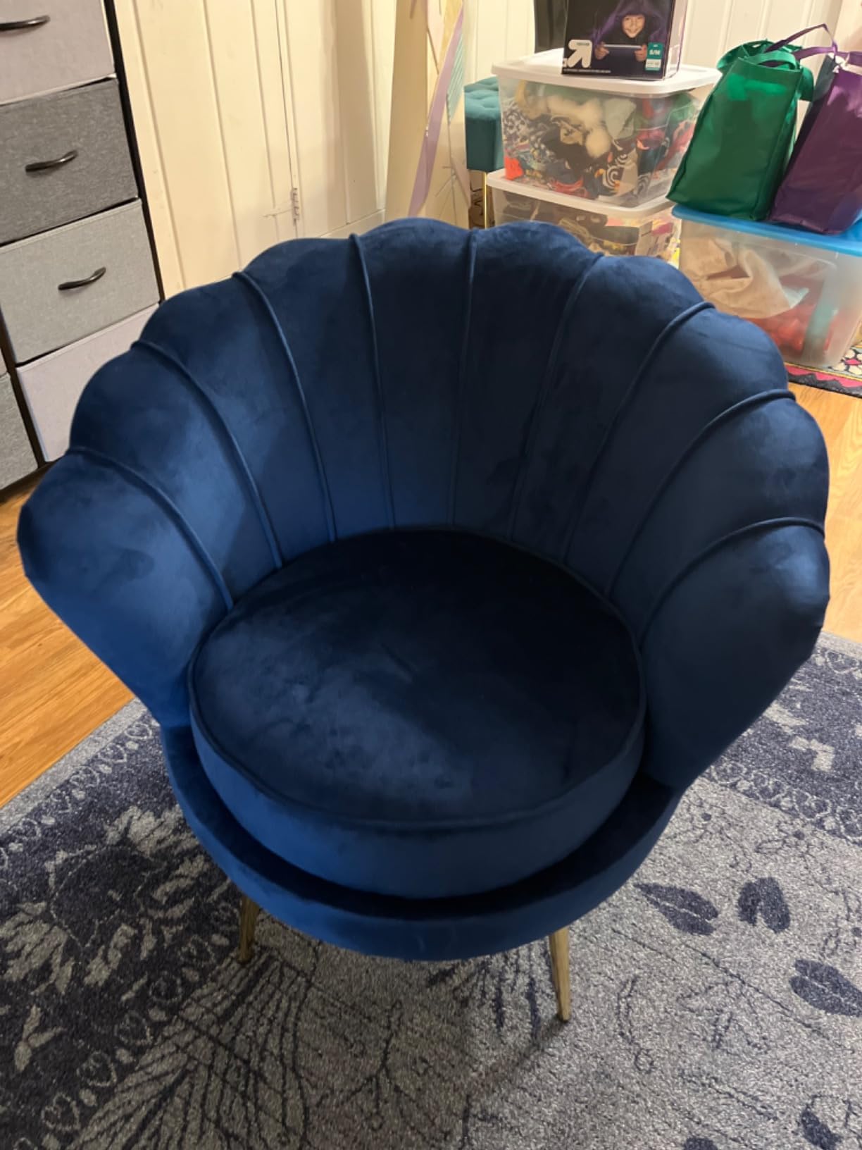 DAGONHIL Mid Century Modern Upholstered Accent Chair,Retro Leisure Velvet Single Sofa with Golden Metal Legs for Living Room/Bedroom(Navy Blue) customer photo 2
