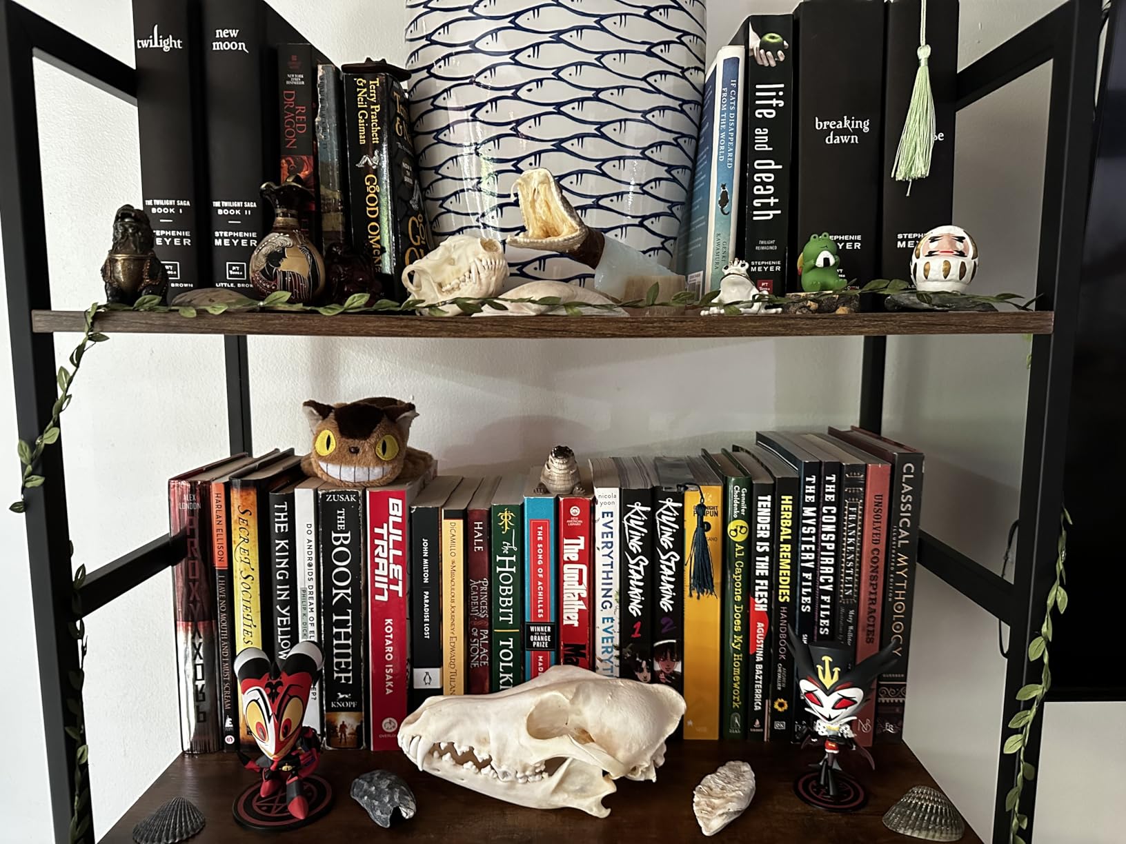 NUMENN 5 Tier Bookshelf, Tall Freestanding Open Storage Bookcase, Vintage customer photo 1