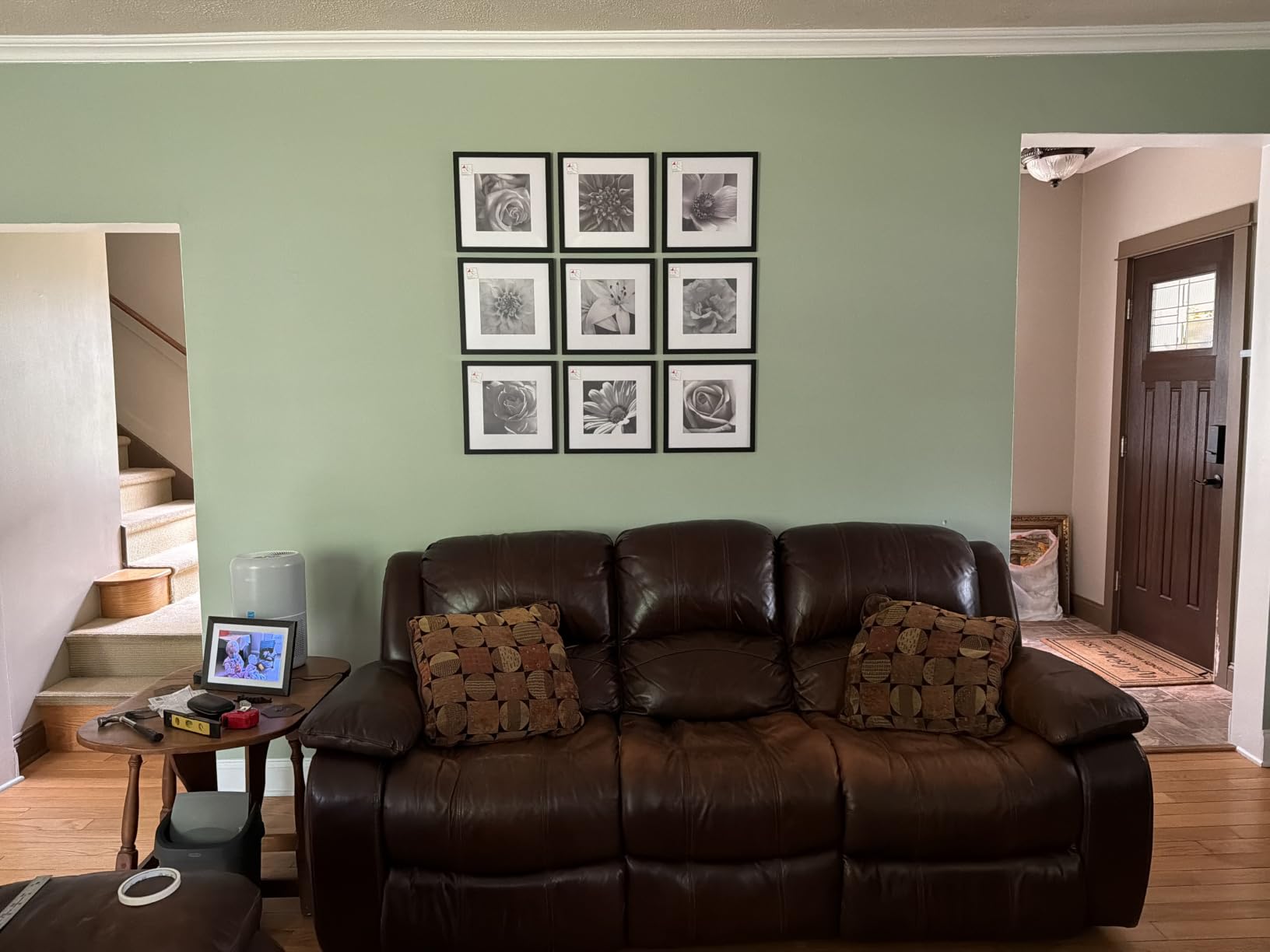eletecpro Picture Frames Set of 9, 12x12 in, Acrylic Cover, Black customer photo 1