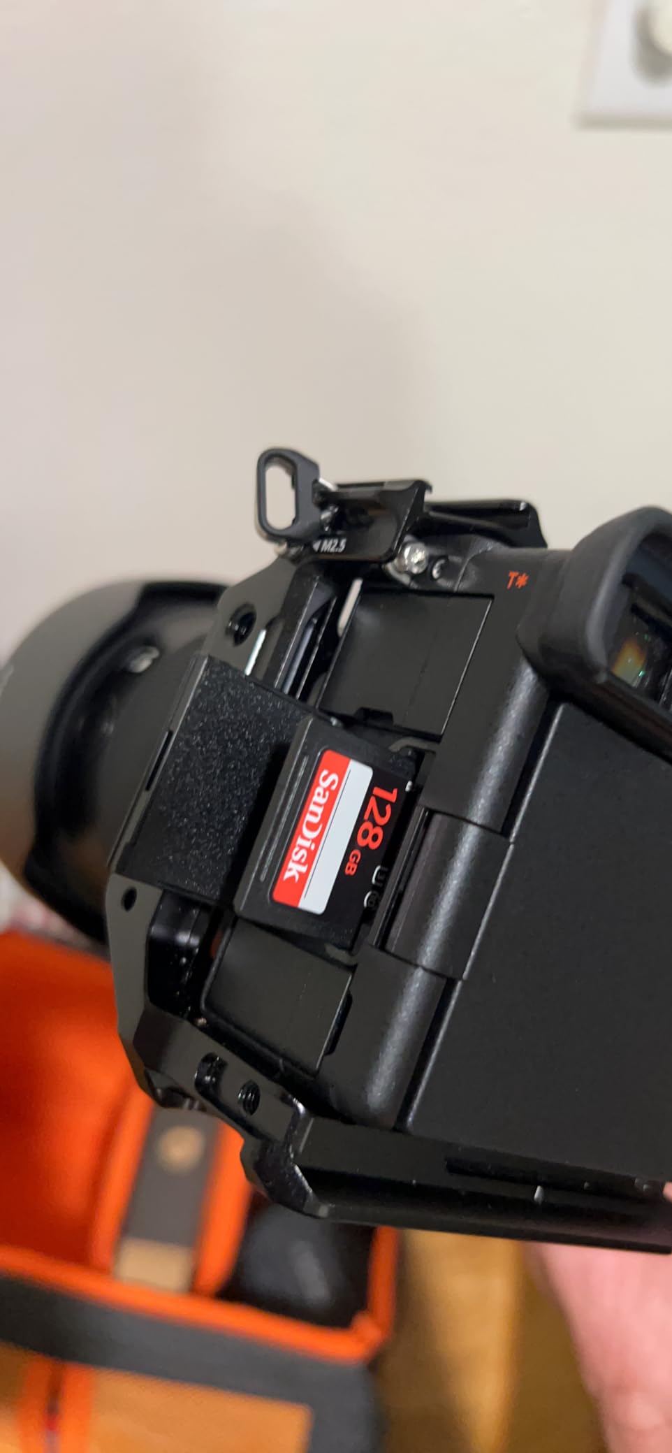 SanDisk 128GB Extreme PRO SDXC UHS-II Memory Card - C10, U3, V90, 8K, 4K, Full HD Video, SD Card - SDSDXDK-128G-GN4IN customer photo 2