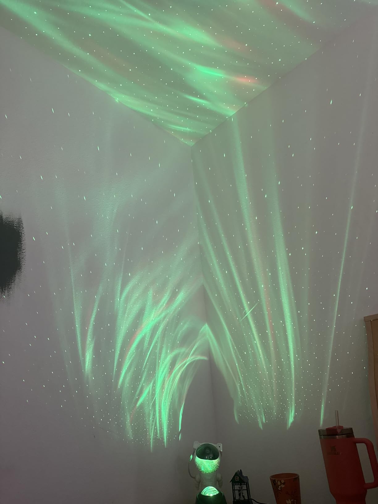 AIRIVO Northern Lights Aurora Projector, Star Projector Music Speaker, White Noise Night Light Galaxy Projector for Kids Adults, for Home Decor Bedroom/Ceiling/Party (Black) customer photo 2