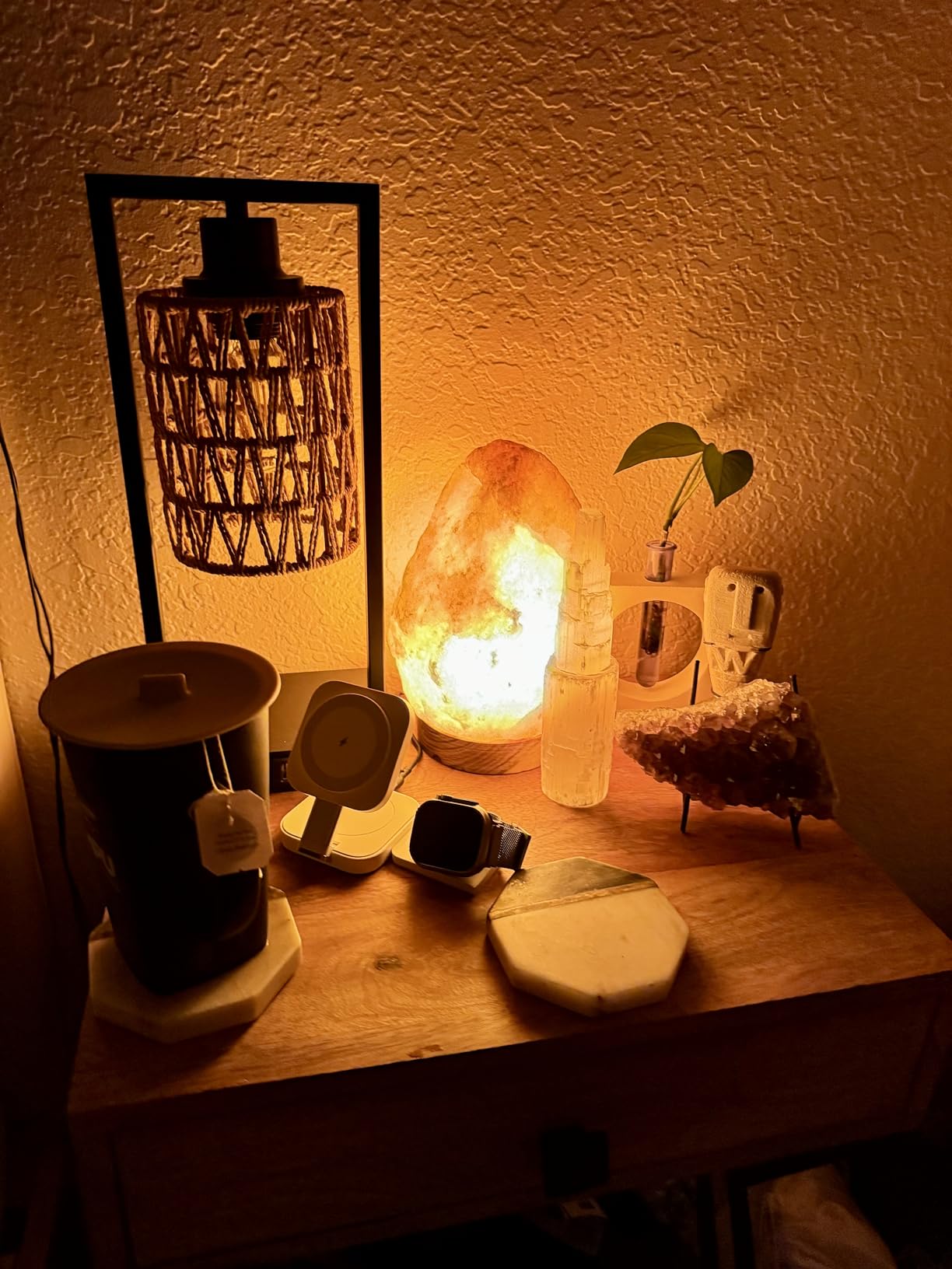 d'aplomb Natural Himalayan Salt Lamp;Large Hand Carved Natural Chunk customer photo 1