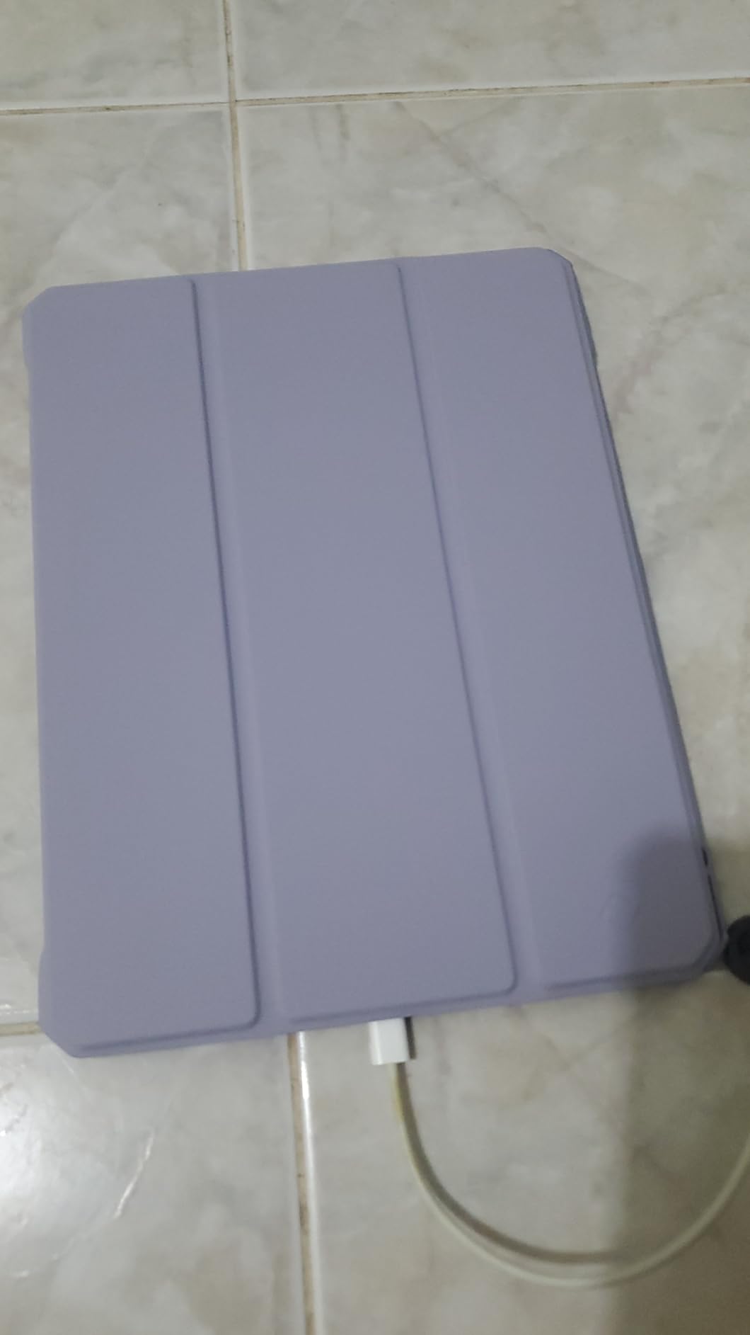 Fintie Hybrid Slim Case for iPad Pro 11-inch (4th/3rd/2nd/1st Generation) customer photo 2