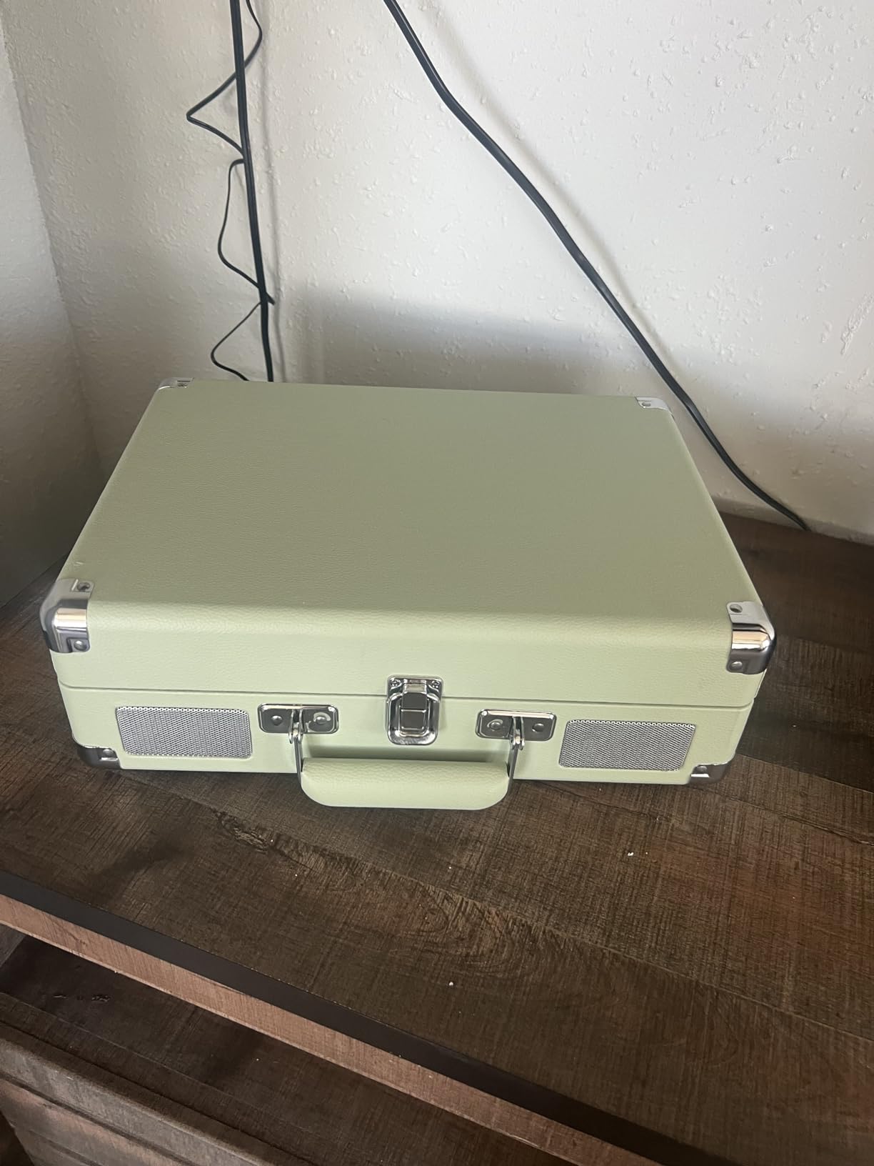 Crosley CR8005F-MT Cruiser Plus Record Player, Mint customer photo 2