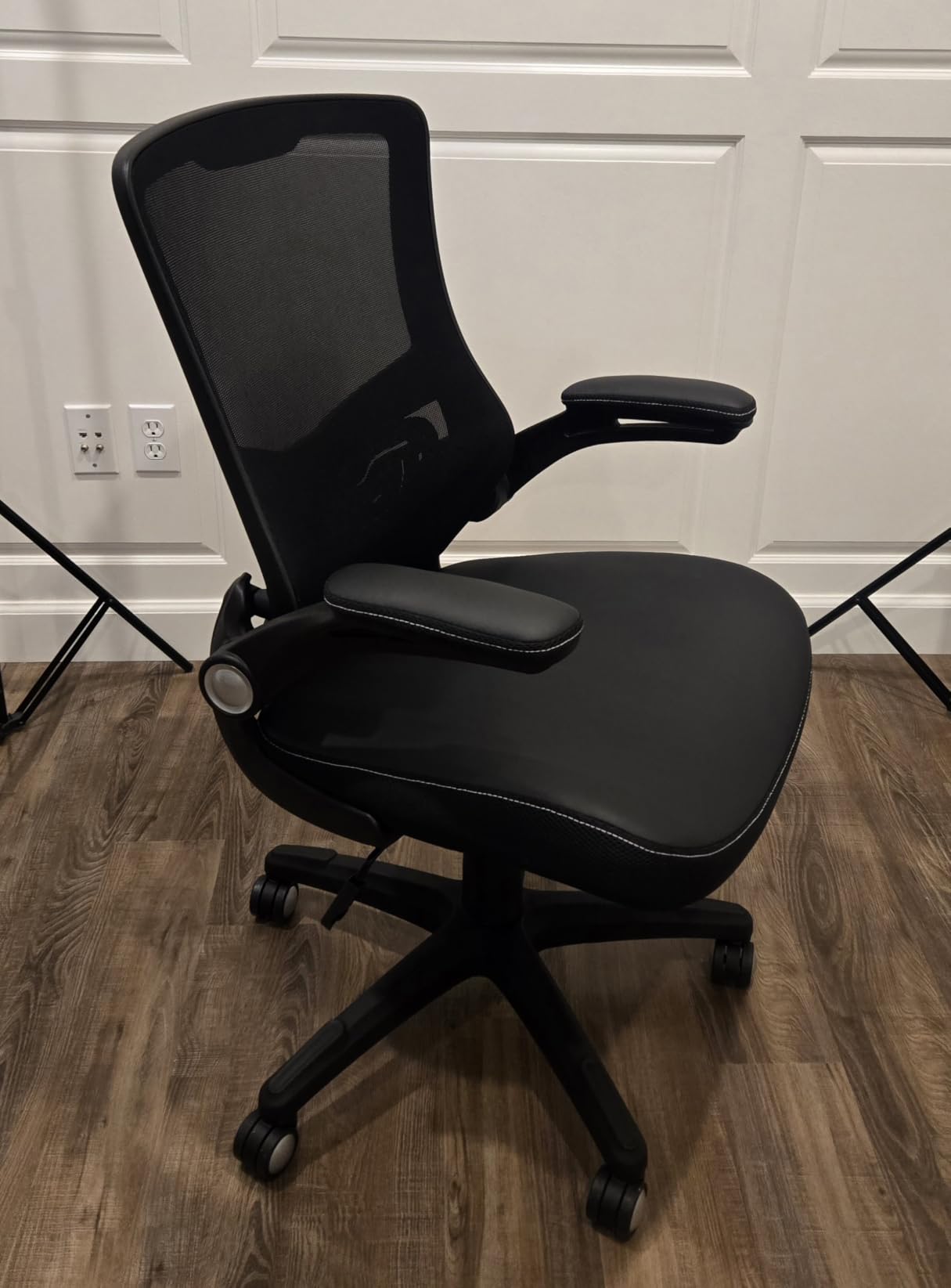 Office Chair Ergonomic Desk Chair, Computer PU Leather Home Office Chair, Swivel Mesh Back Adjustable Lumbar Support Flip-up Arms Executive Task Chair customer photo 2