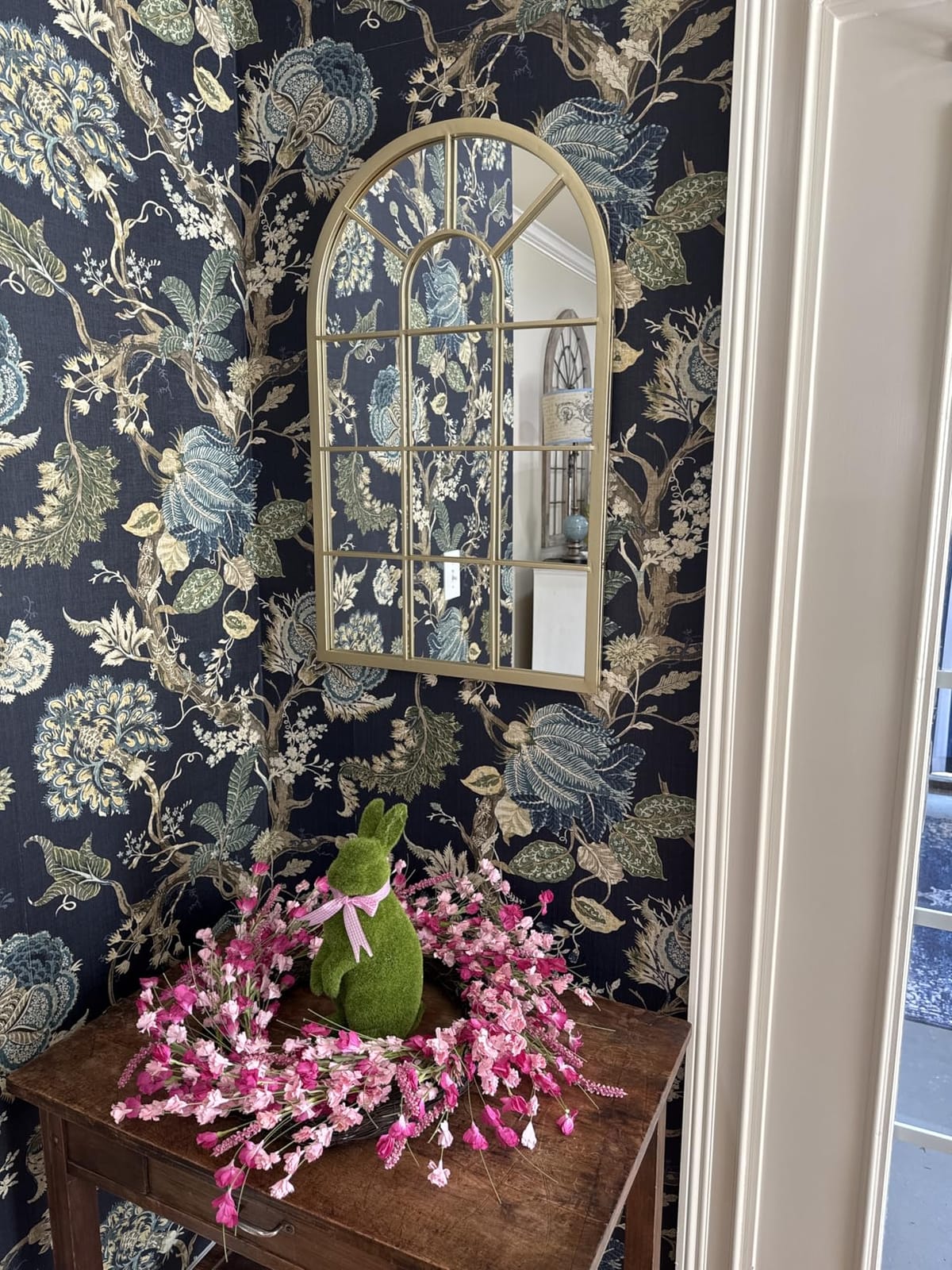 HQiJun Black Arched Window Mirror, Farmhouse Decorative Wall Mirrors for Living Room, Bedroom, Entryway, Bathroom Vanity, Fireplace Mantel, Window Pane Mirror Wall Decor (Black, 31.5 x 20 x1) customer photo 1