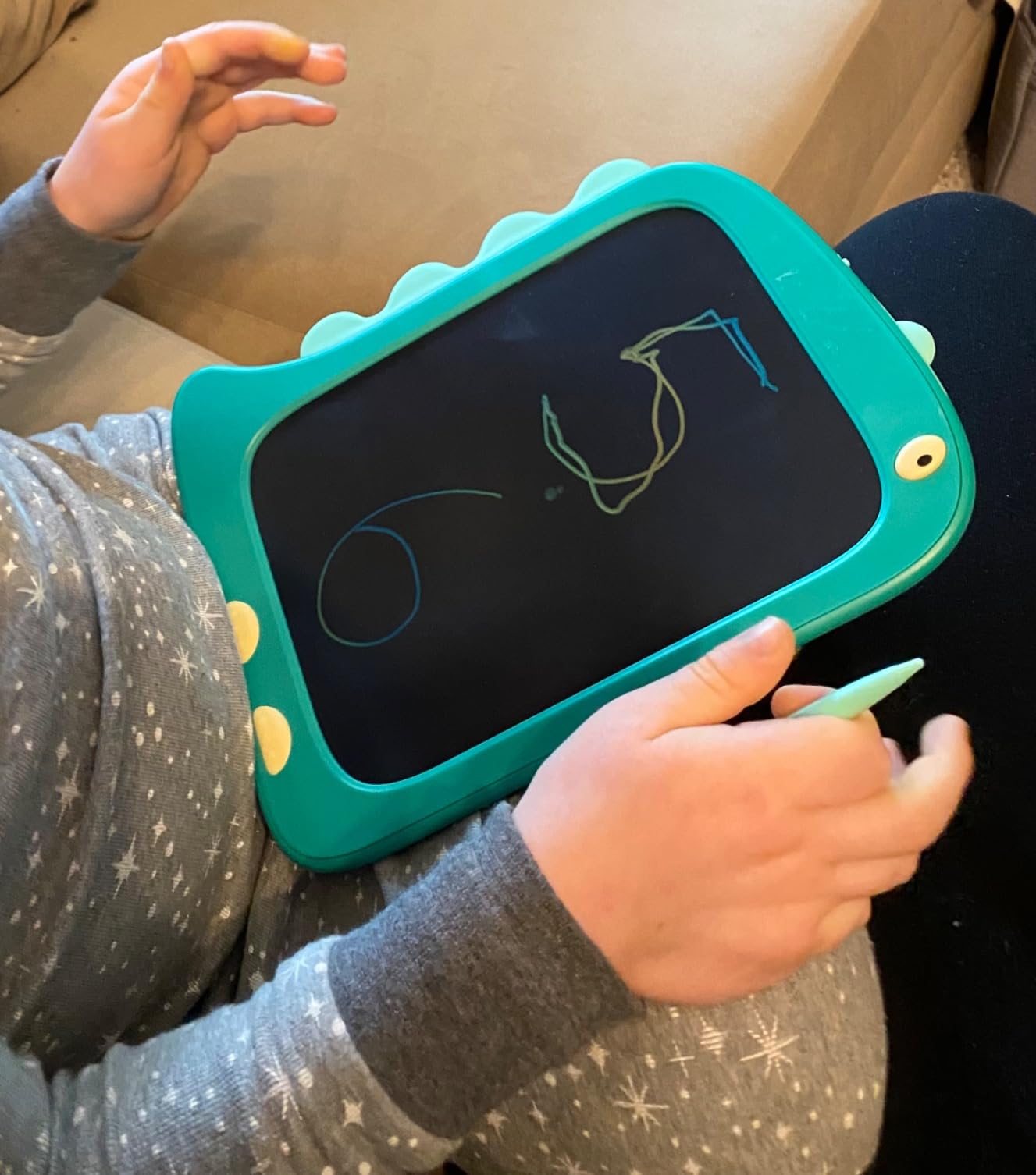 ORSEN 8.5 Inch LCD Doodle Board Tablet Toy - Green Dinosaur Drawing Pad for Kids 2-6 Years Old - Christmas and Birthday Gifts customer photo 2