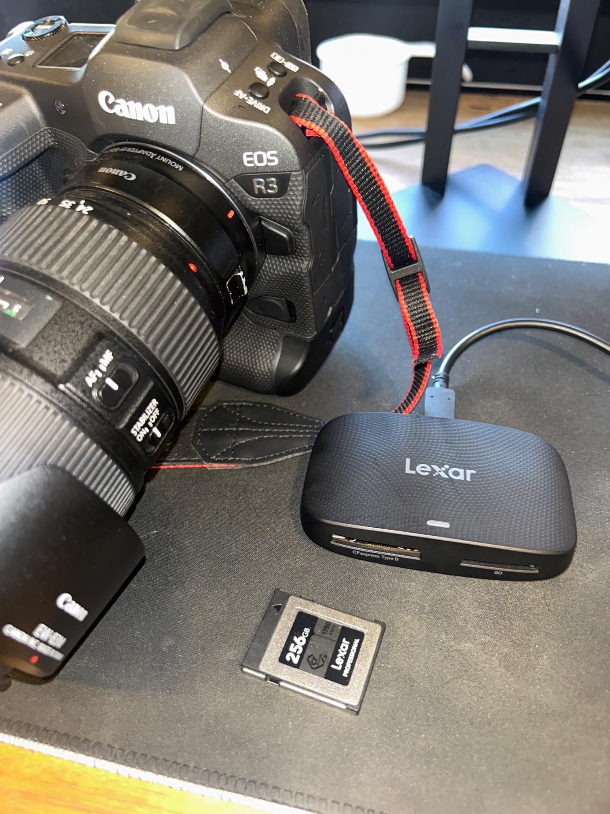 Lexar 256GB CFexpress Type B Silver 2.0 Card, 1750/1300 MB/s, 8K Video customer photo 2