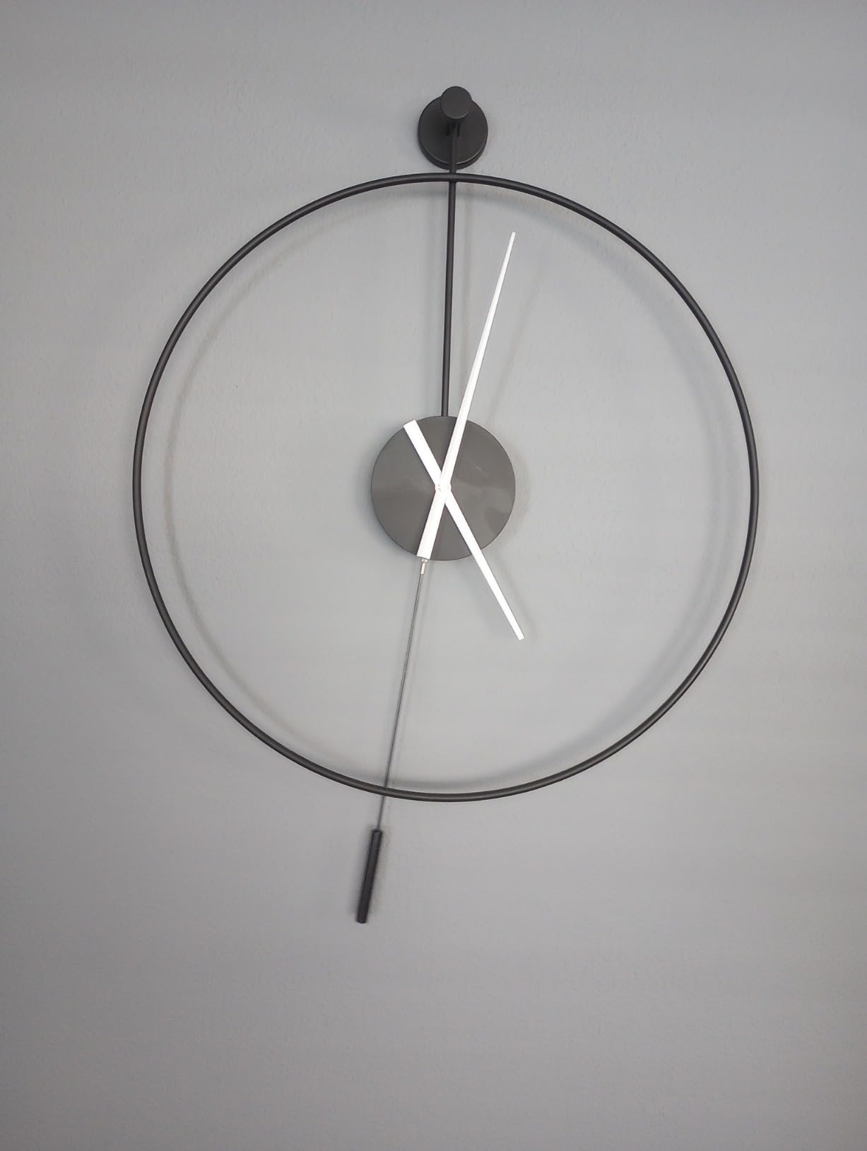 YISITEONE Classical Large Decorative Wall Clock with Pendulum, Modern Non-Ticking Silent Metal Wall Clocks for Living Room, Bedroom, Study, Office,20‘’ customer photo 1