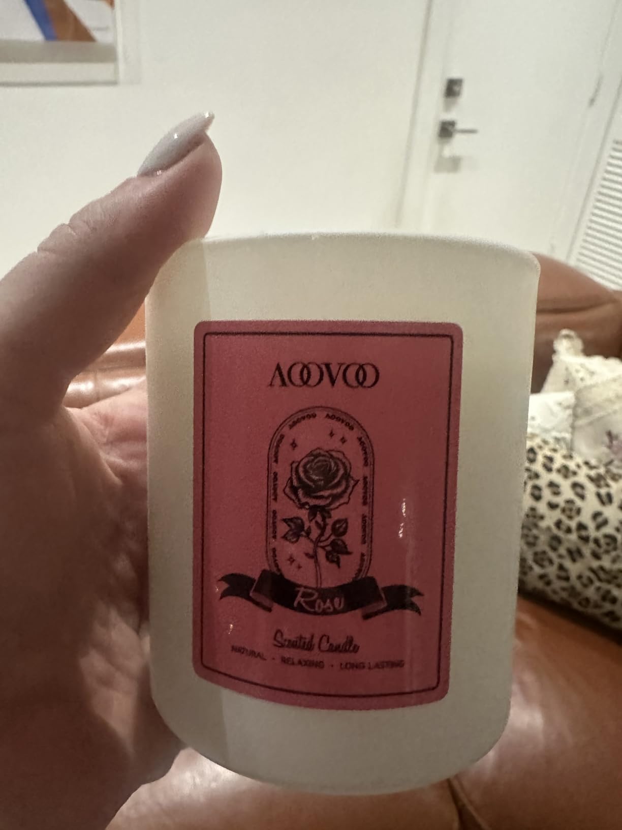 AOOVOO Lavender Scented Candles for Women - Aromatherapy Candle with Crystals Inside, 10oz Soy Candles for Home Scented, Birthday Gifts Mothers Day Candle for Women Mom customer photo 1